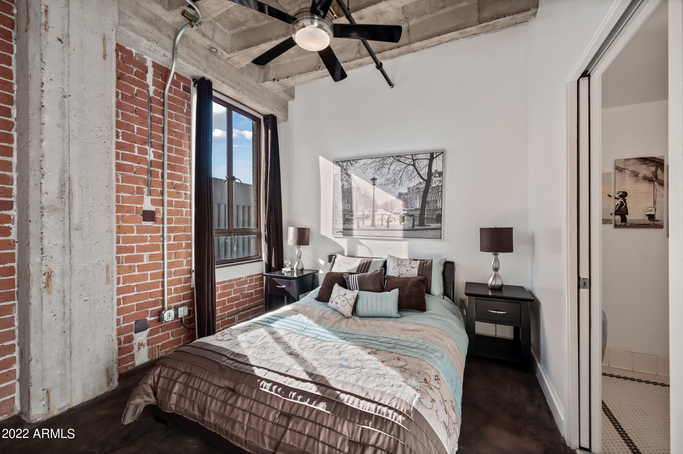 114 W ADAMS Street Unit: 708