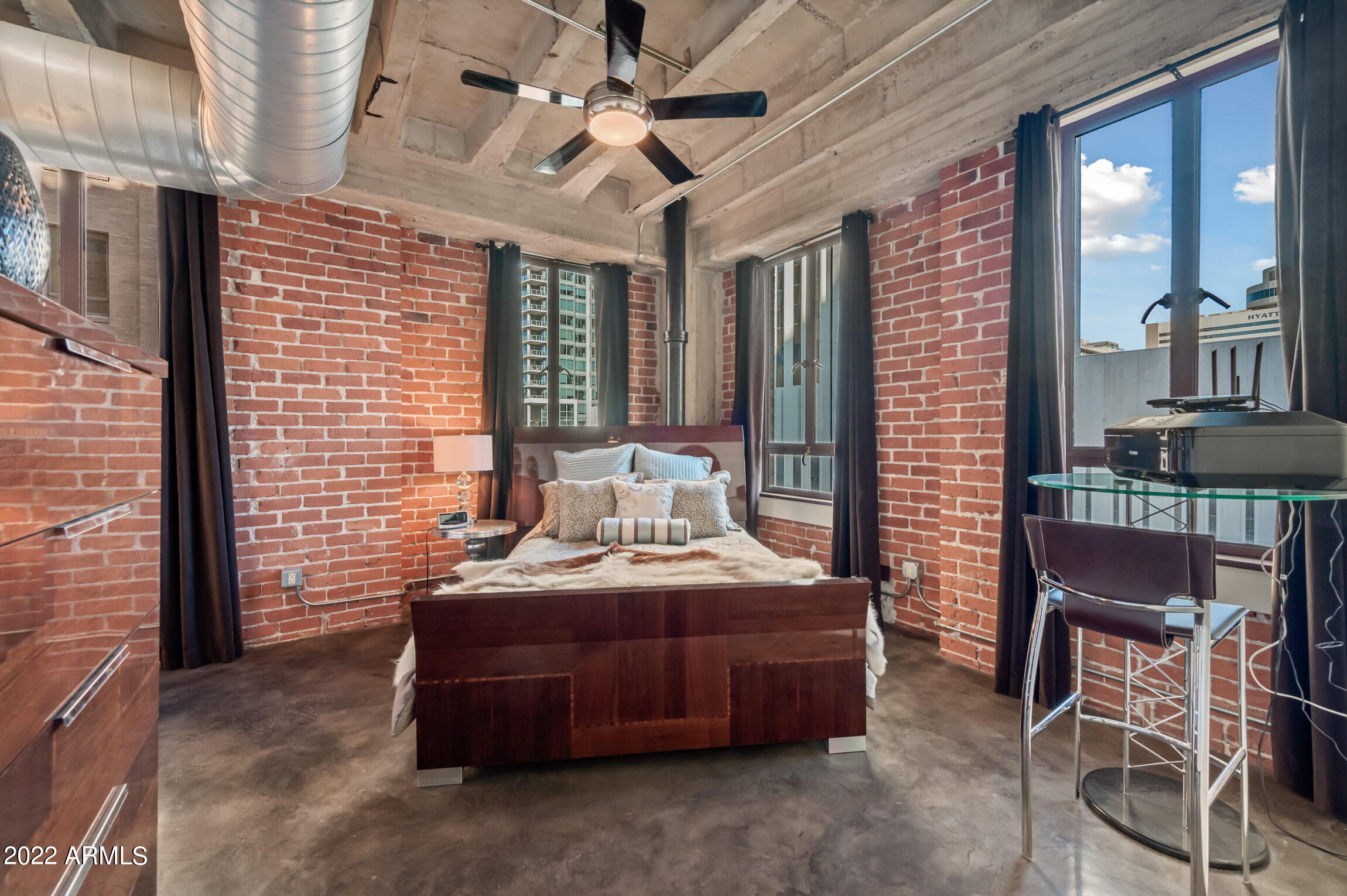 114 W ADAMS Street Unit: 708