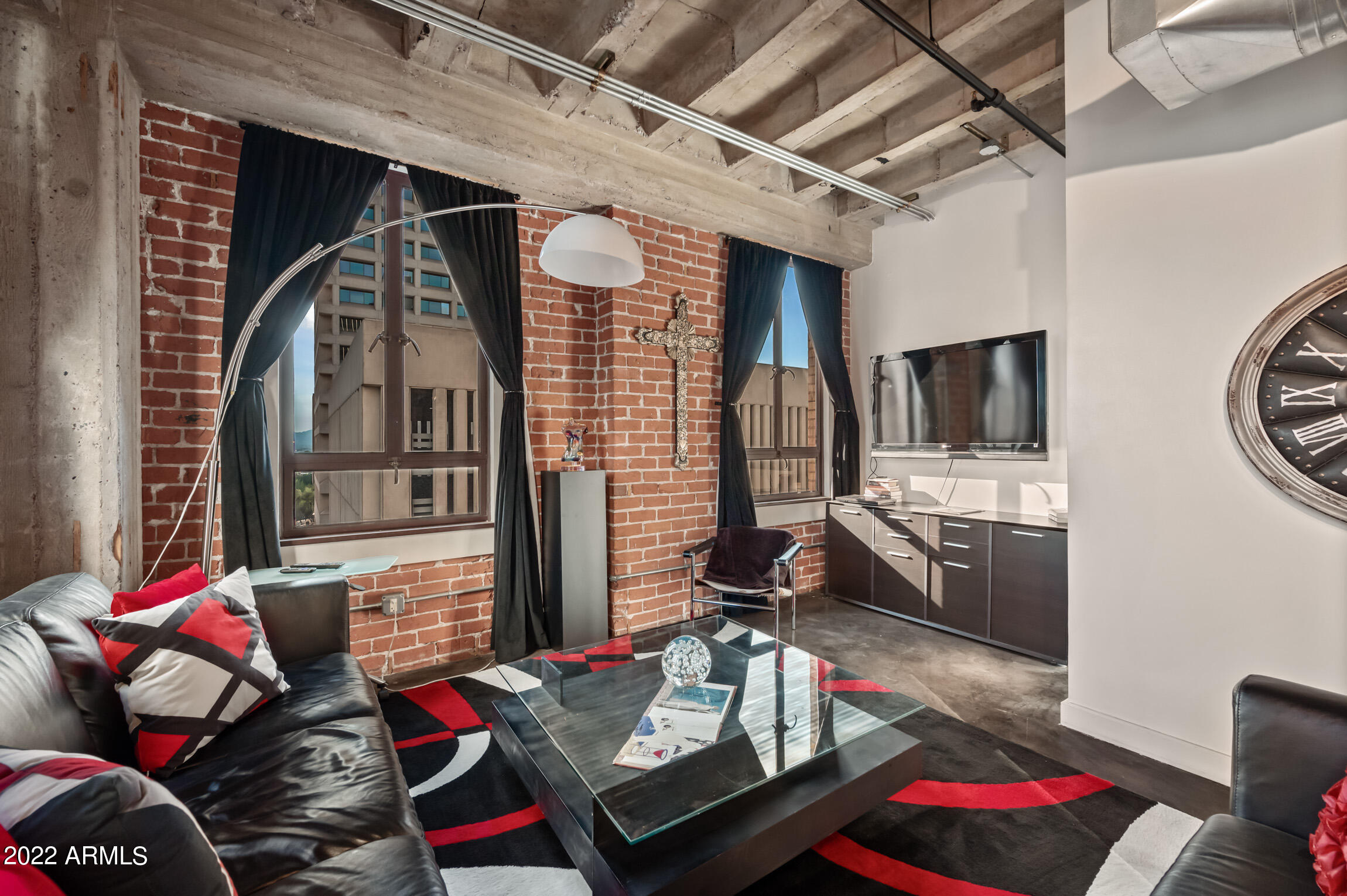 114 W ADAMS Street Unit: 708