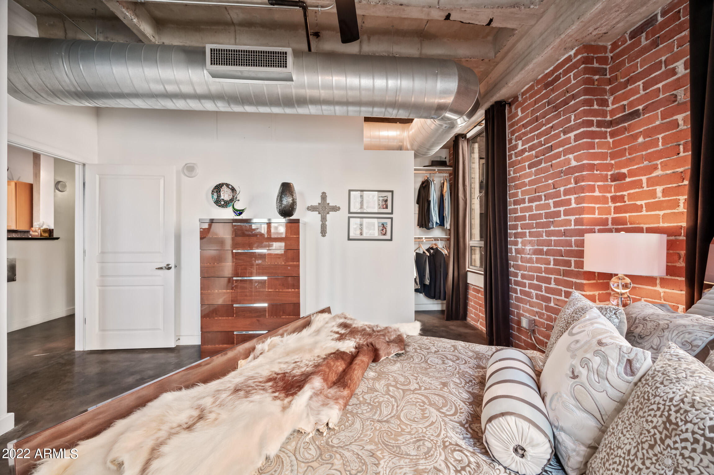 114 W ADAMS Street Unit: 708
