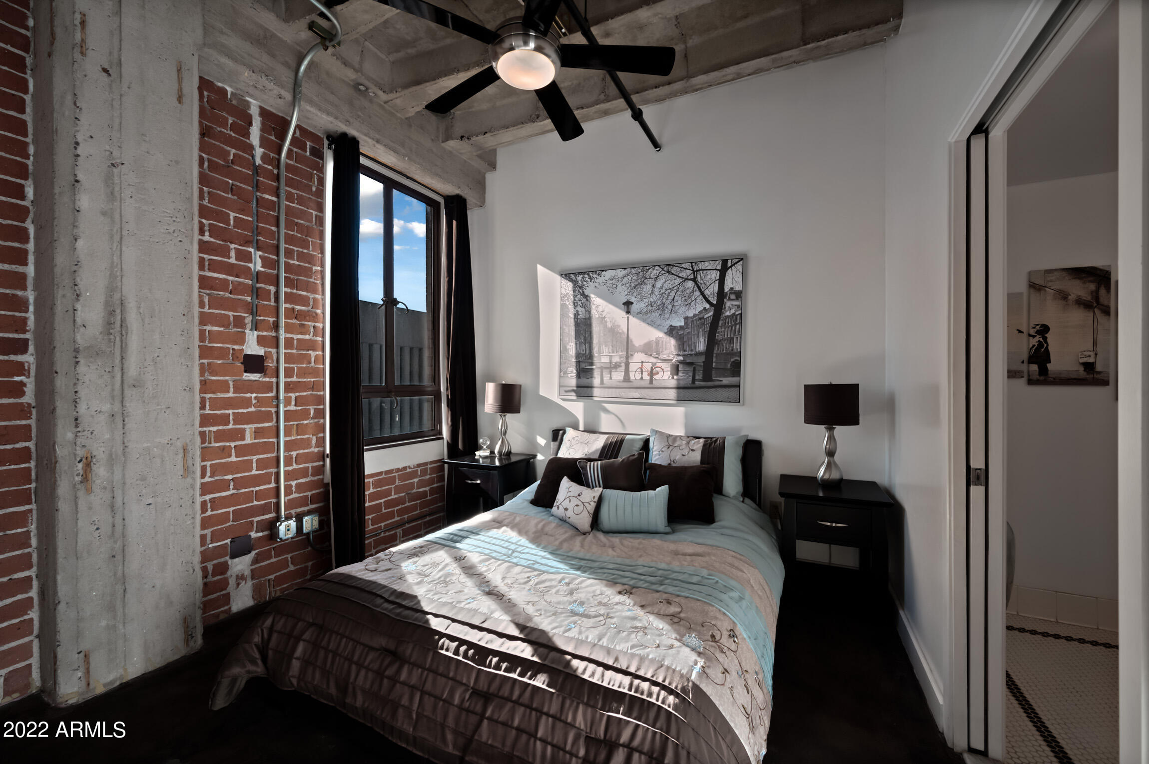 114 W ADAMS Street Unit: 708