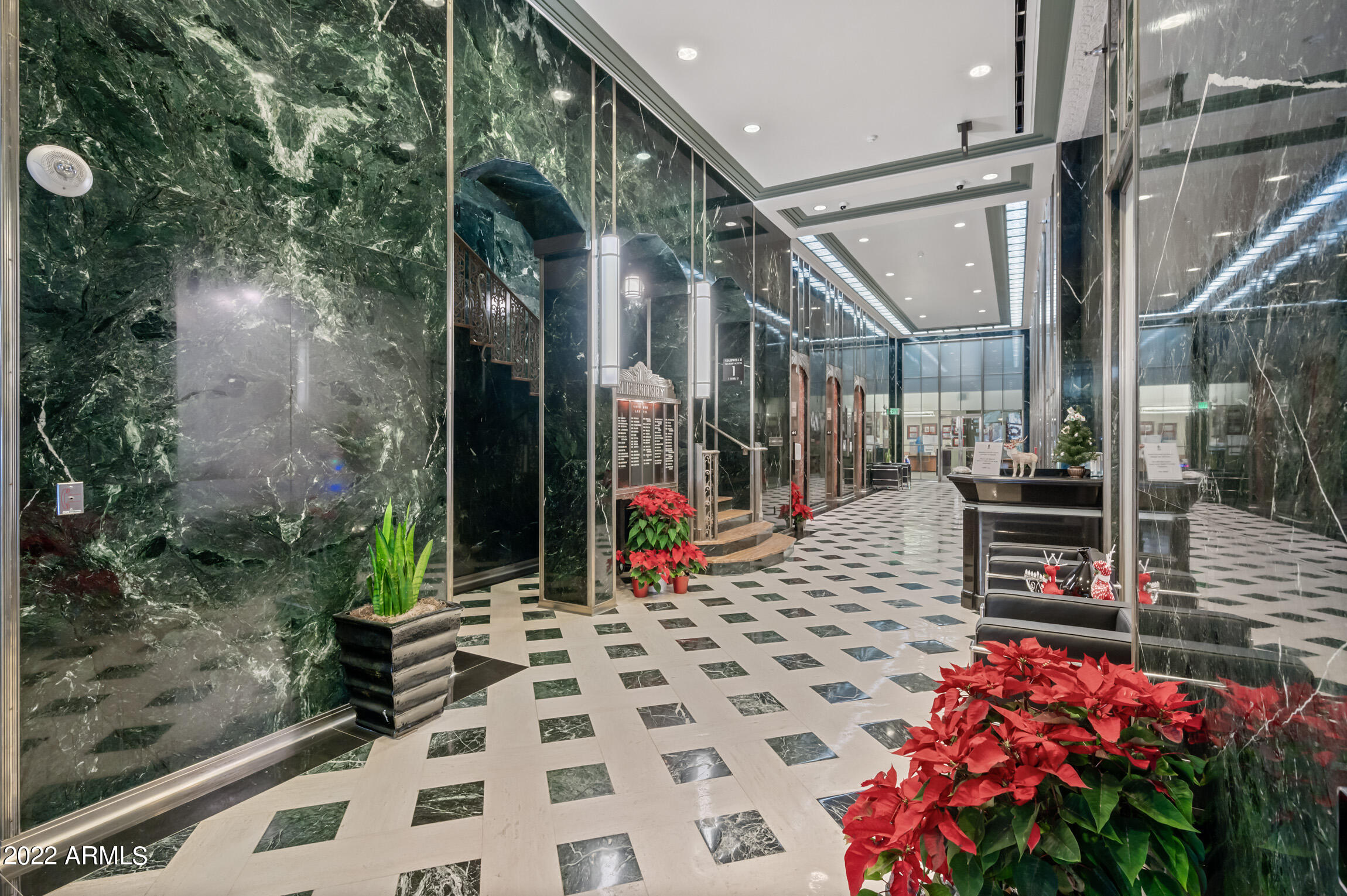 114 W ADAMS Street Unit: 708