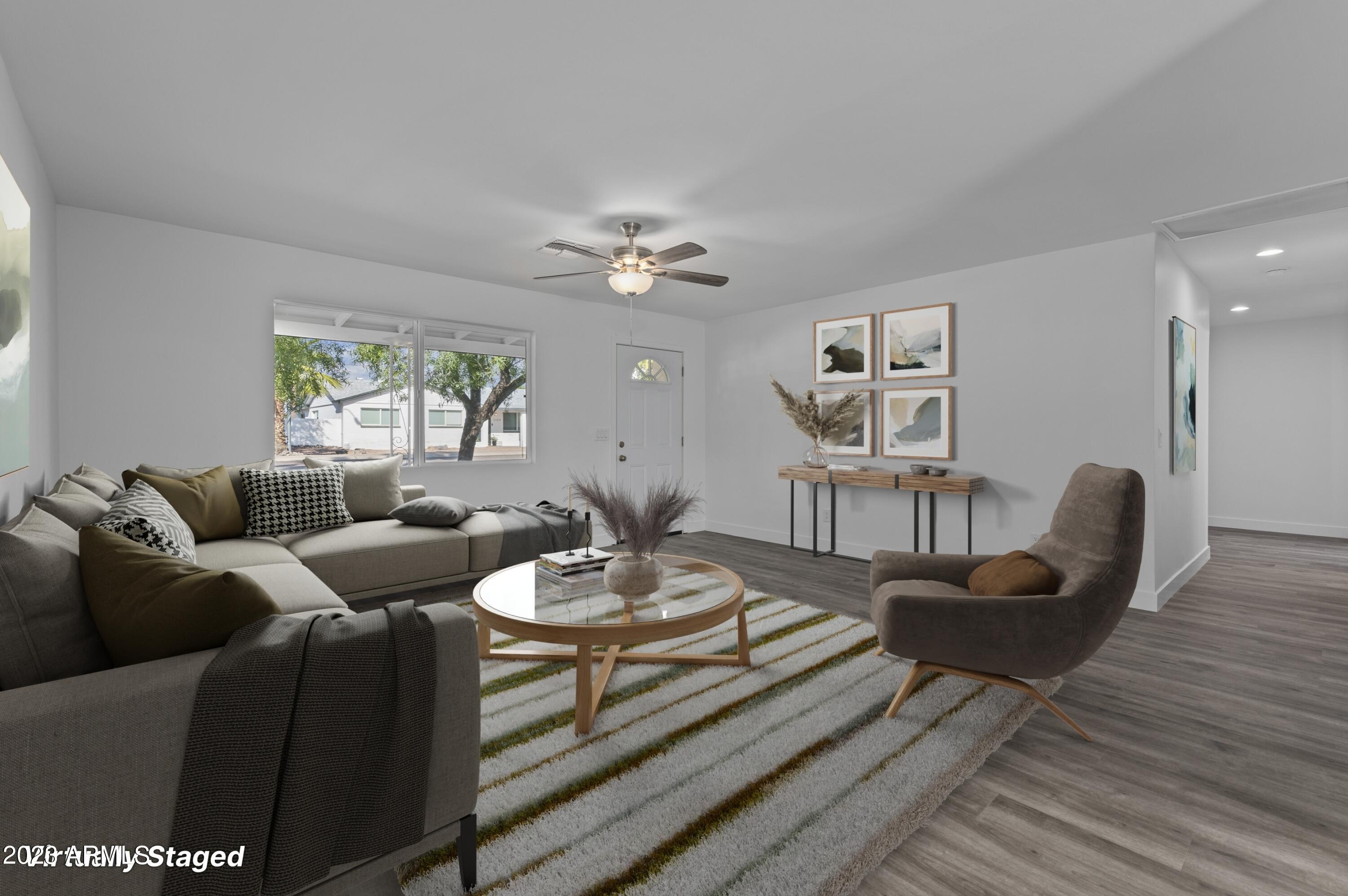 1127 E EL CAMINITO Drive