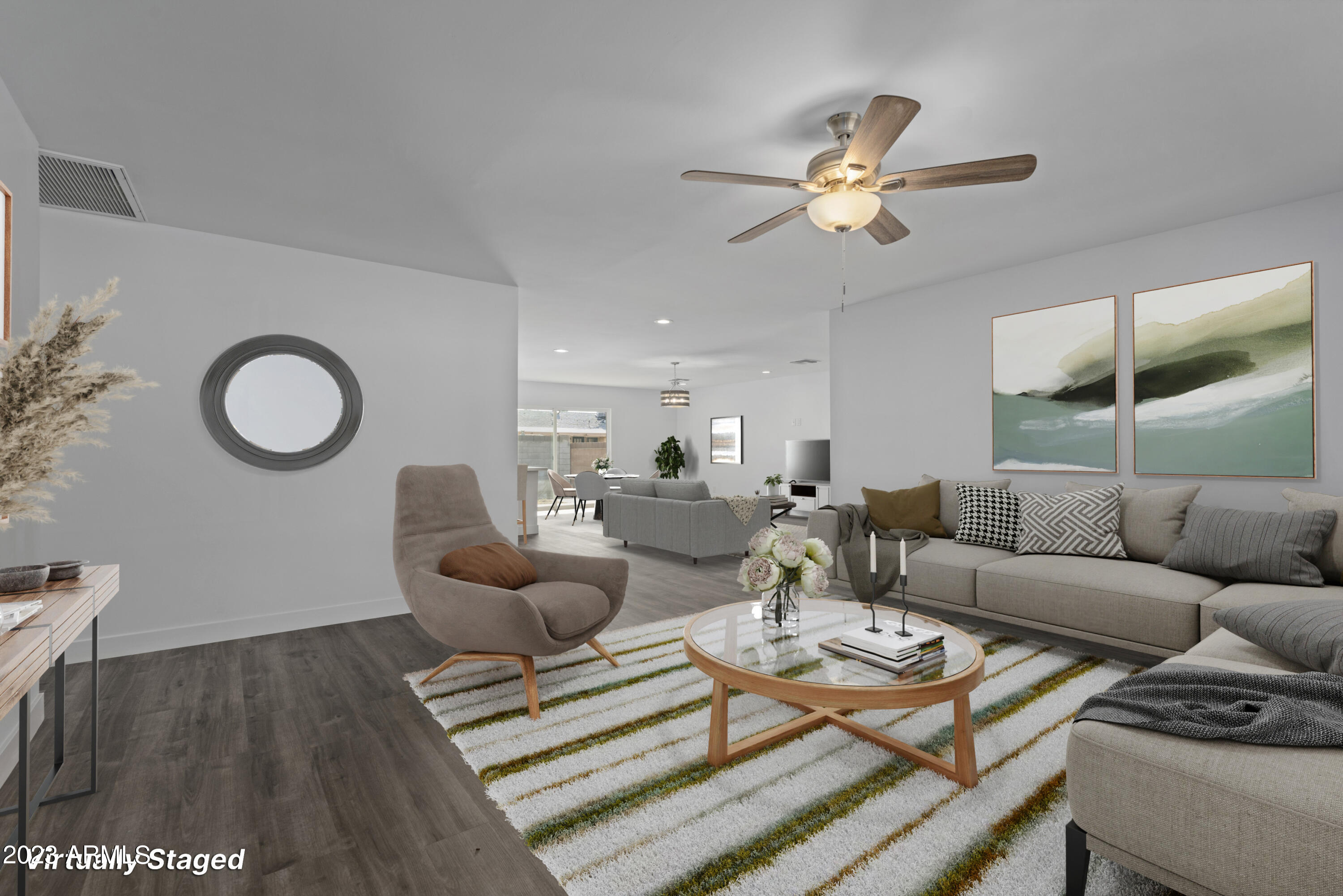 1127 E EL CAMINITO Drive