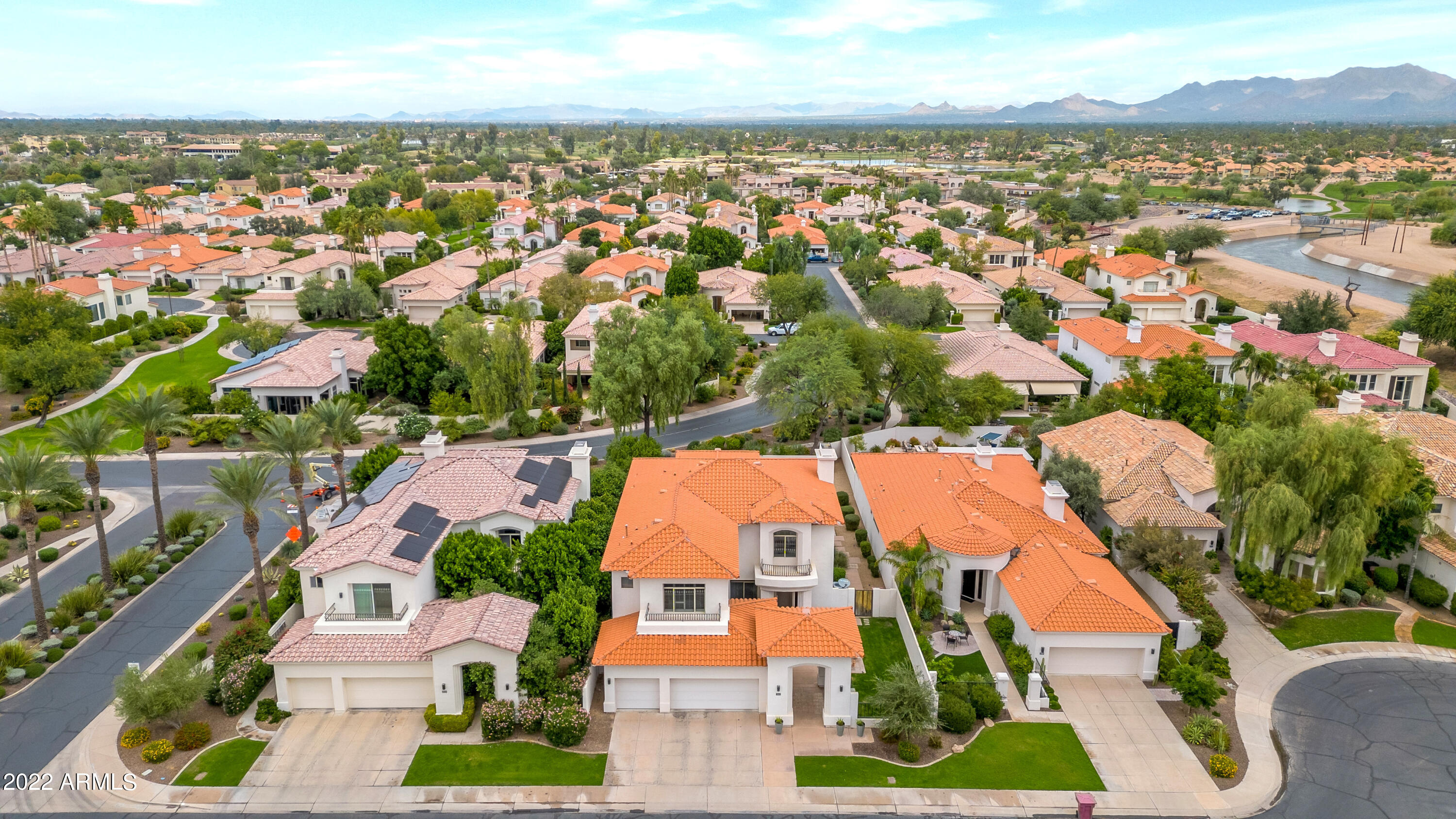 7634 E SIERRA VISTA Drive