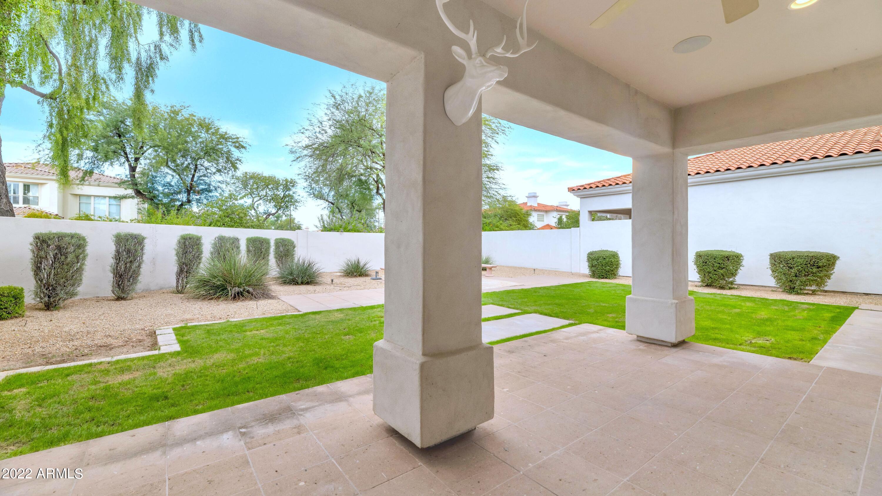 7634 E SIERRA VISTA Drive