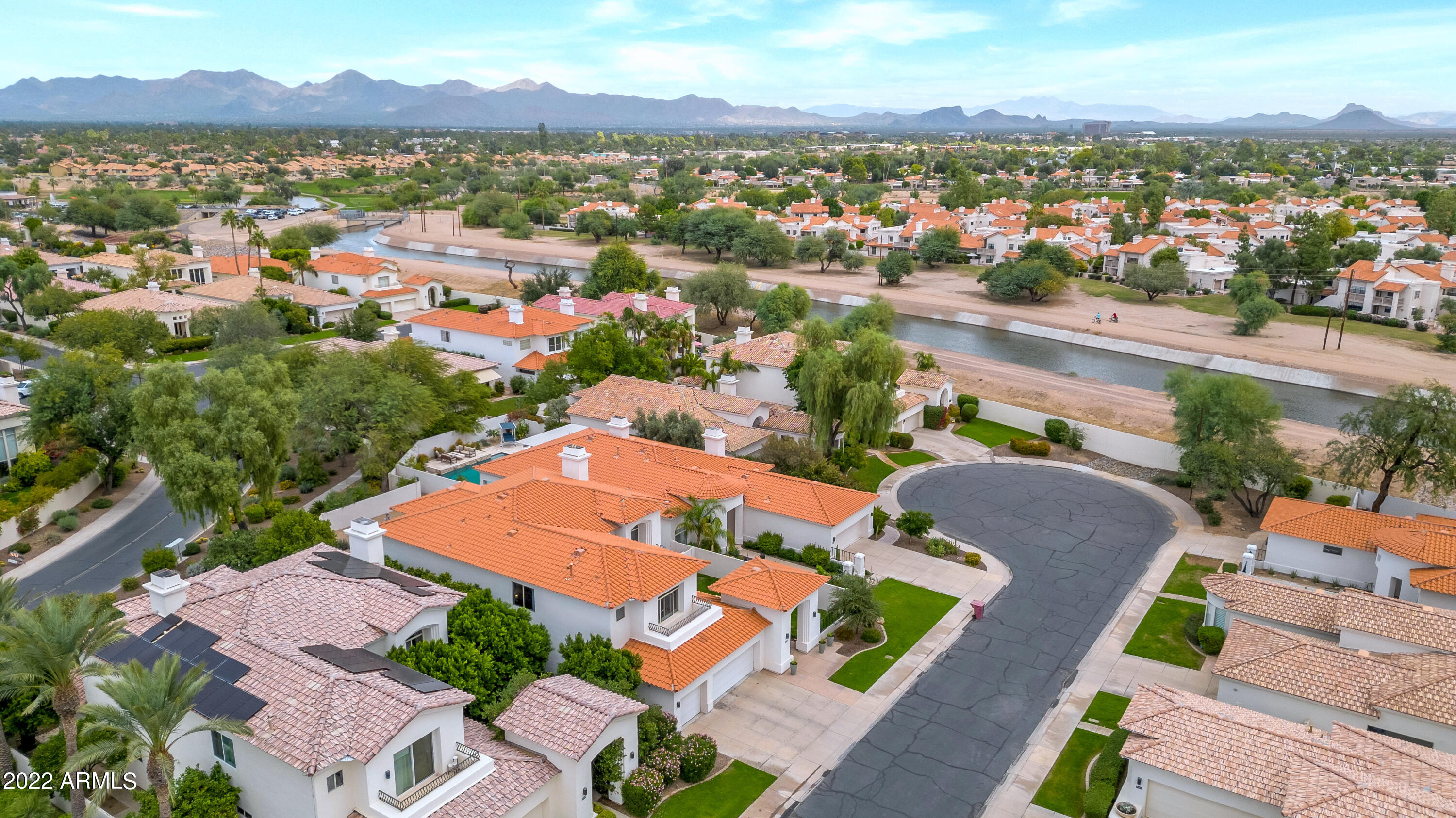 7634 E SIERRA VISTA Drive