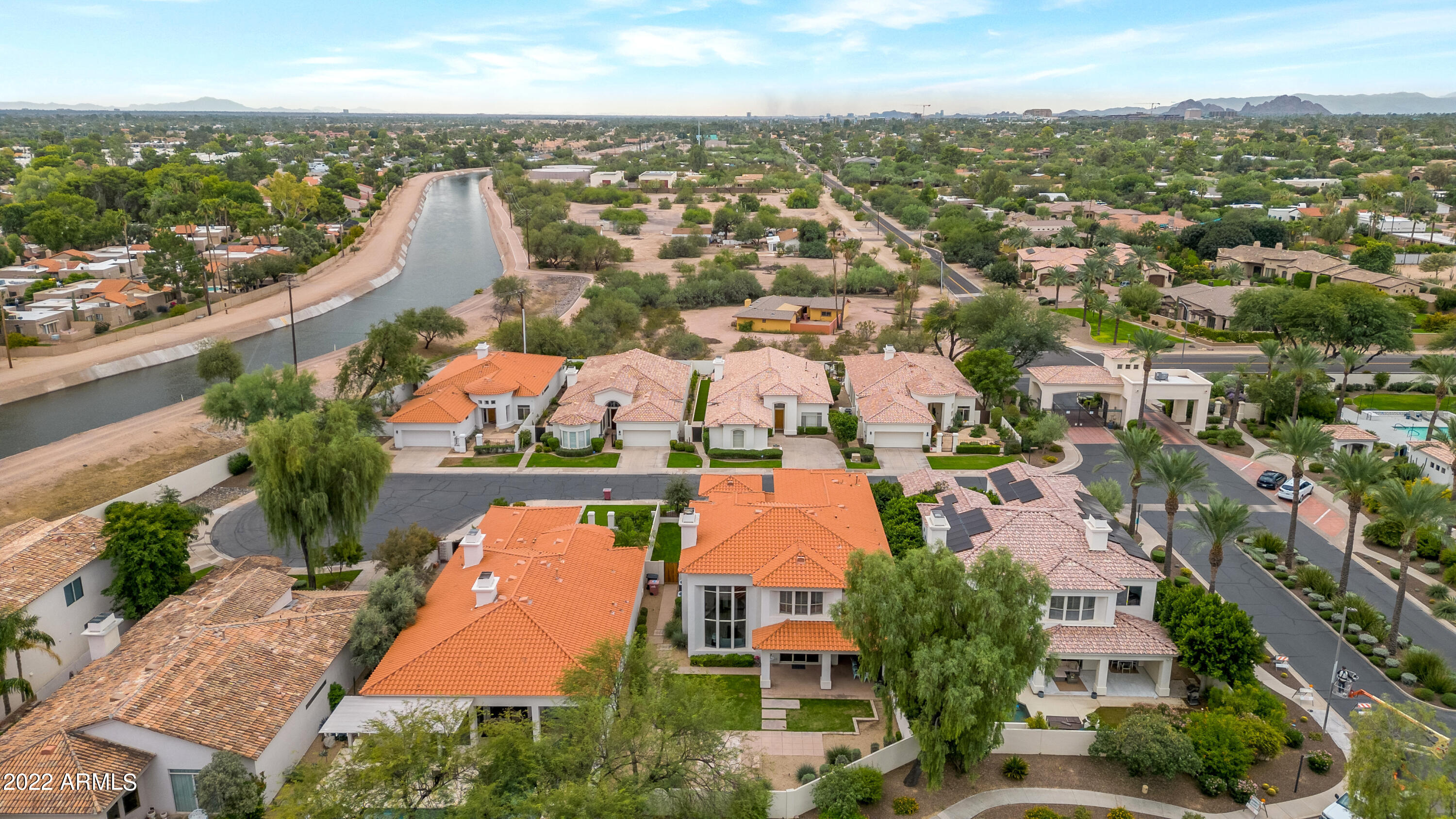 7634 E SIERRA VISTA Drive