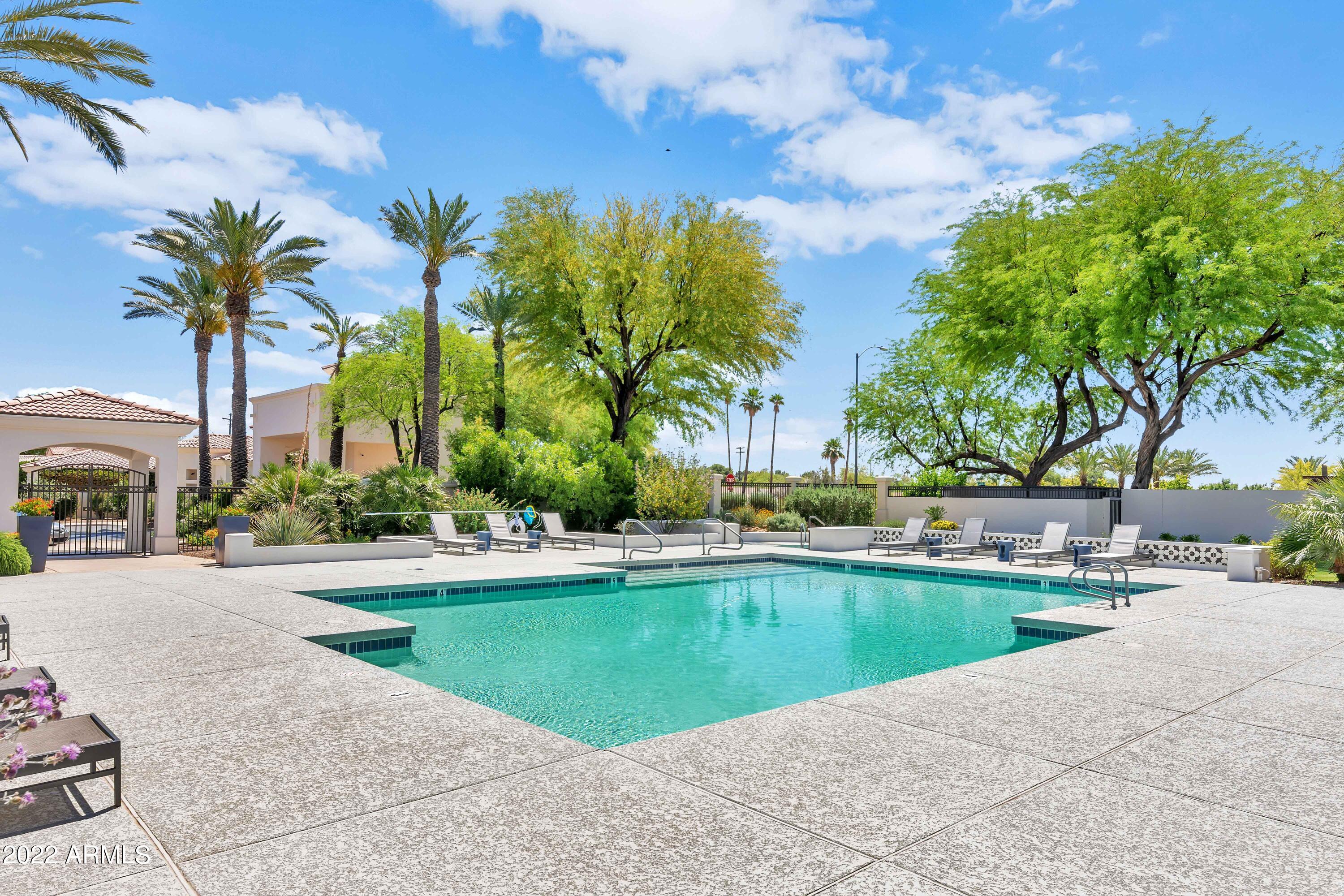 7634 E SIERRA VISTA Drive