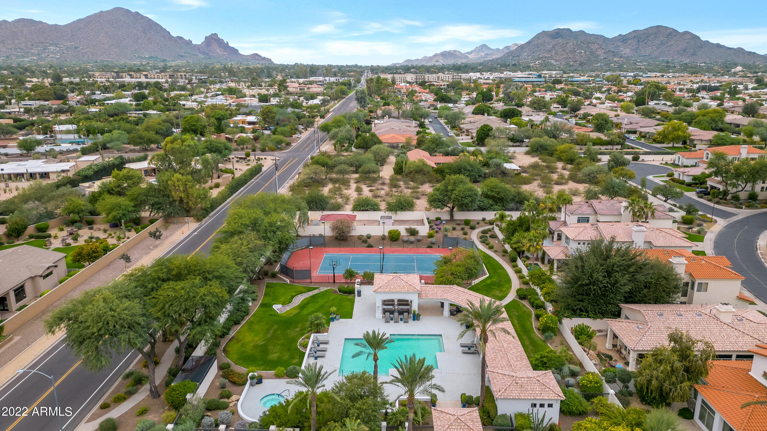 7634 E SIERRA VISTA Drive