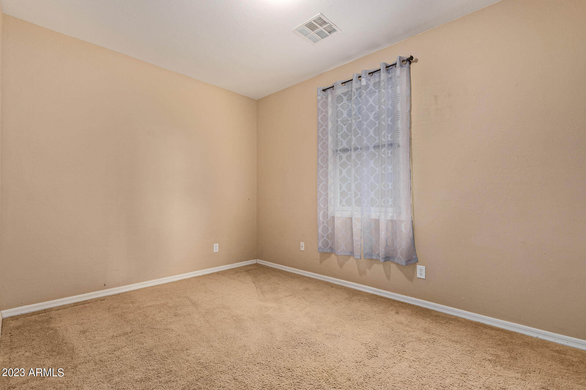 6830 S 42ND Drive