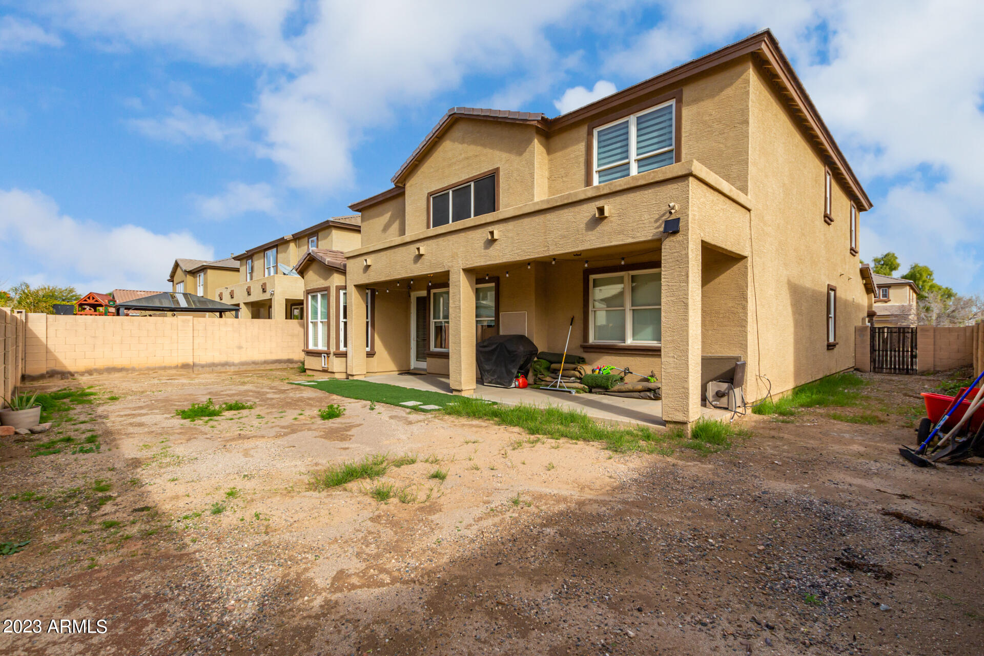 6830 S 42ND Drive