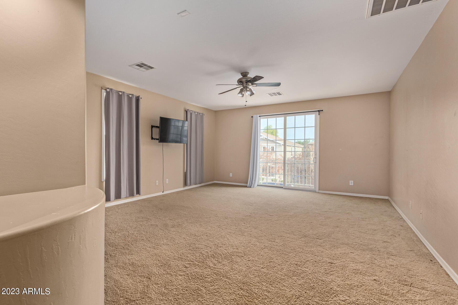 6830 S 42ND Drive