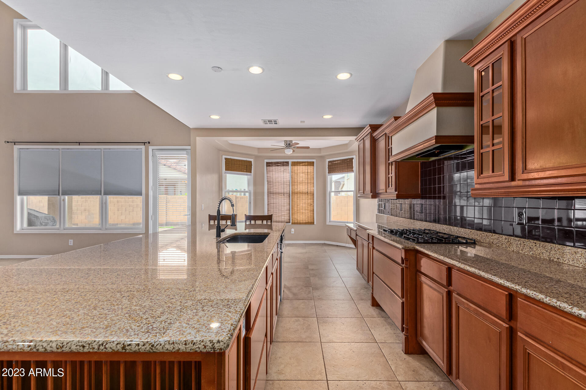 6830 S 42ND Drive