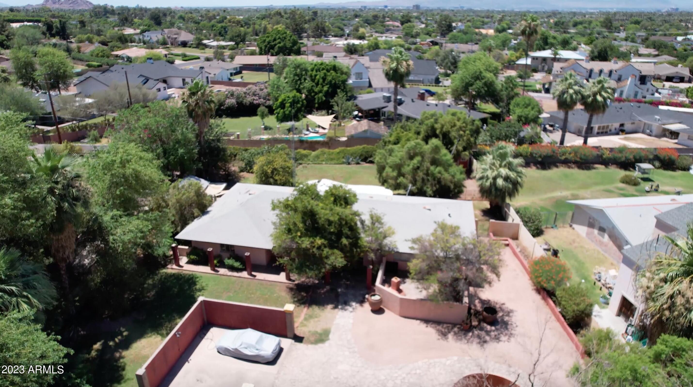 4531 E CAMELBACK Road