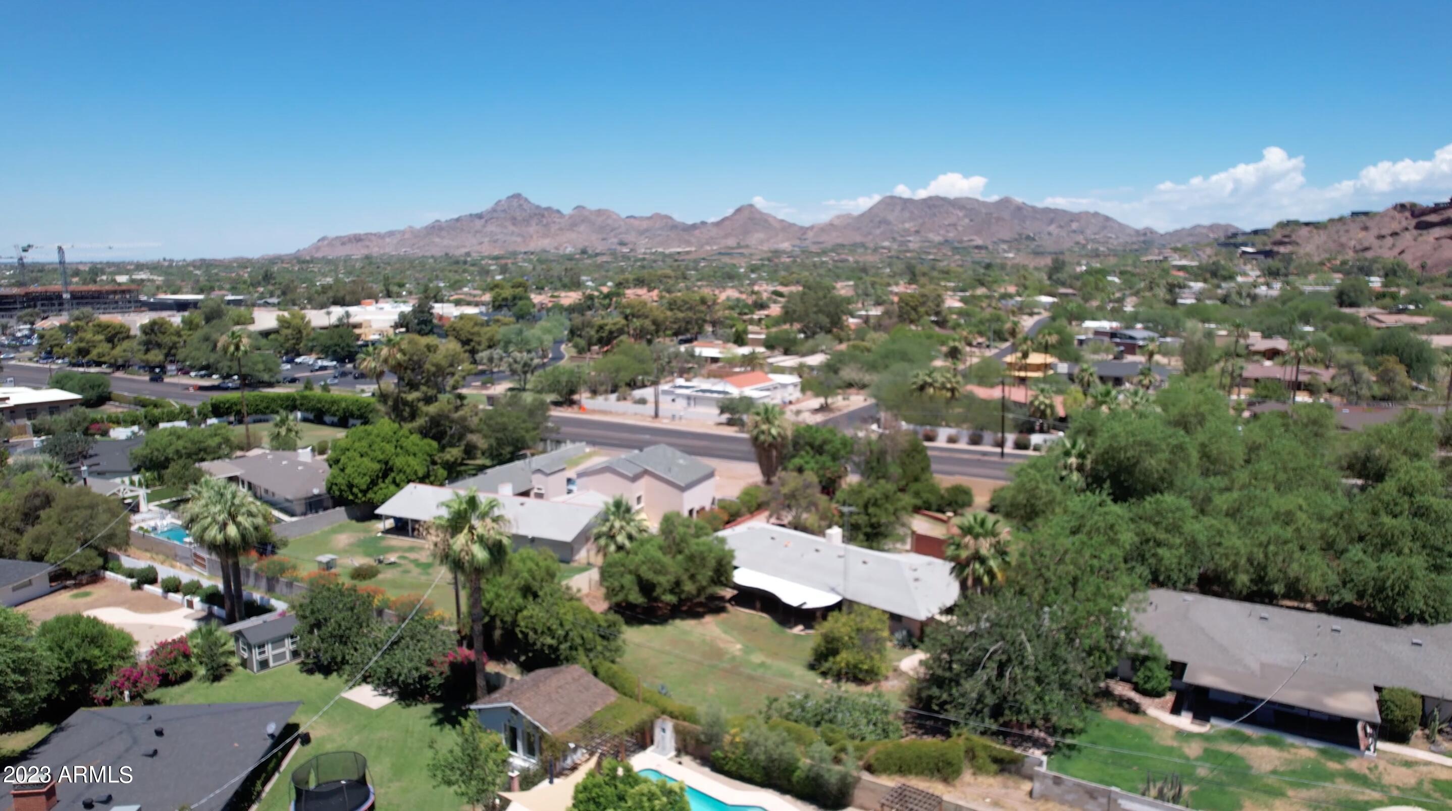 4531 E CAMELBACK Road