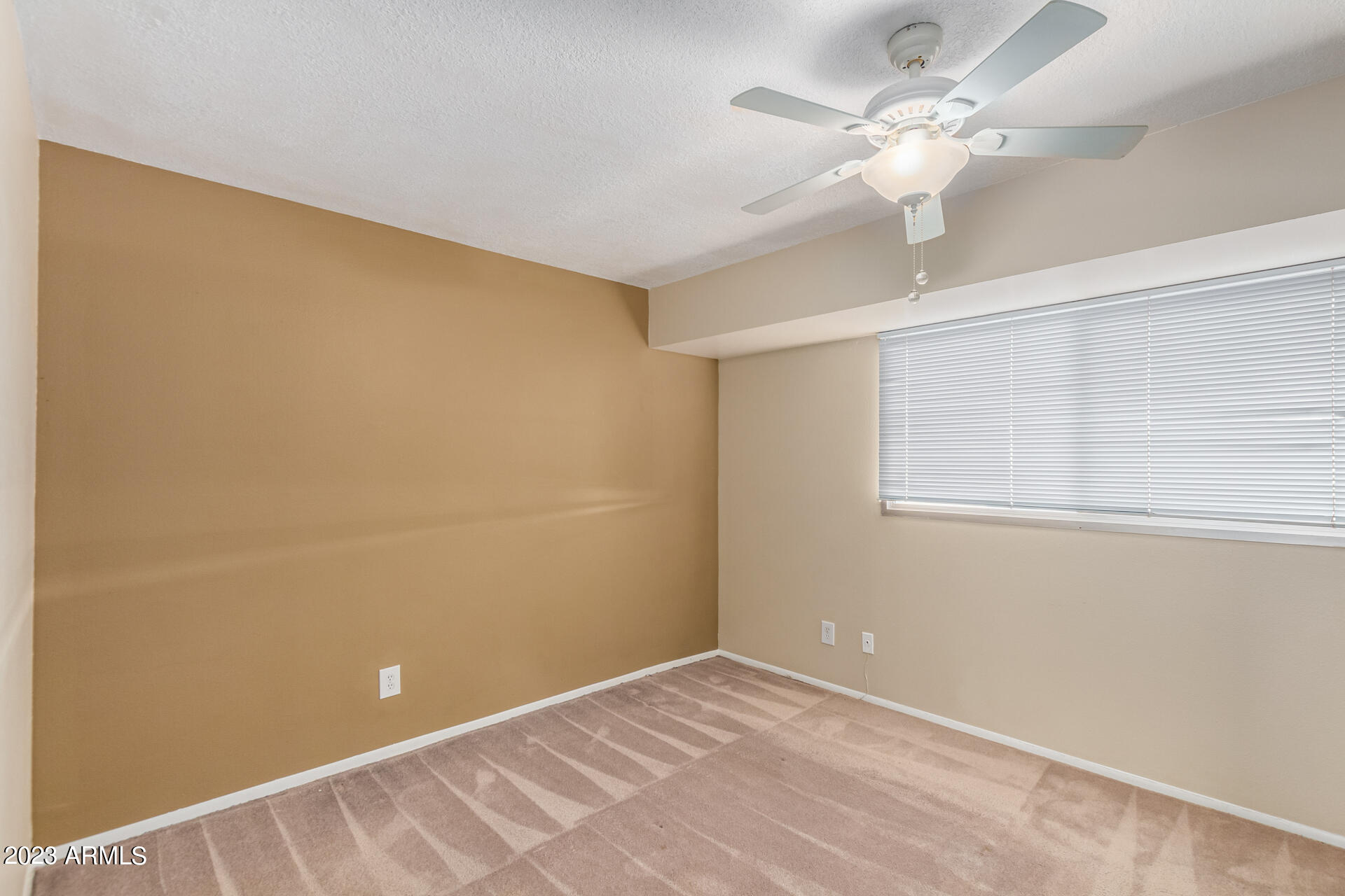 6933 E OSBORN Road Unit: D