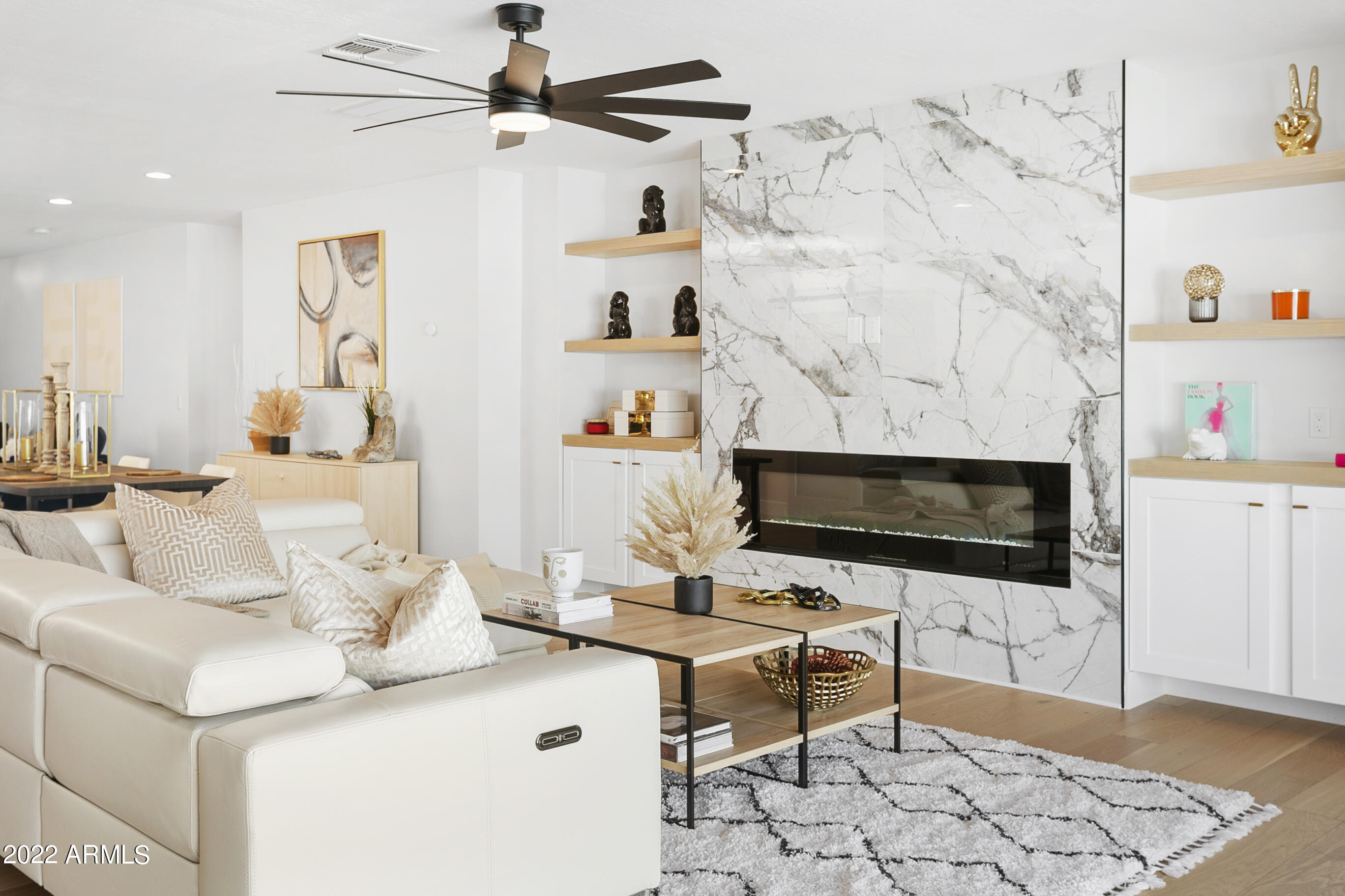 2520 E HIGHLAND Avenue