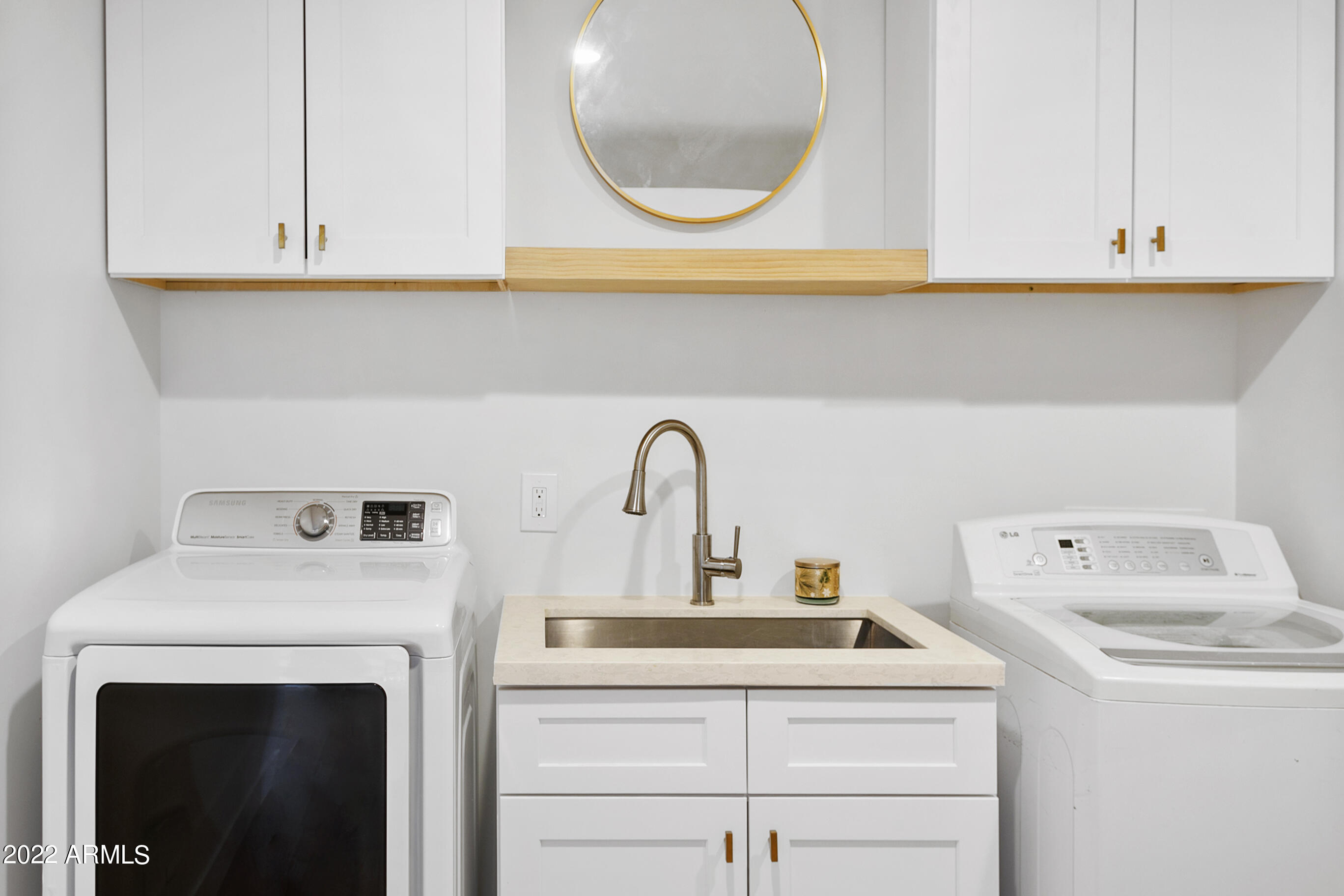 2520 E HIGHLAND Avenue