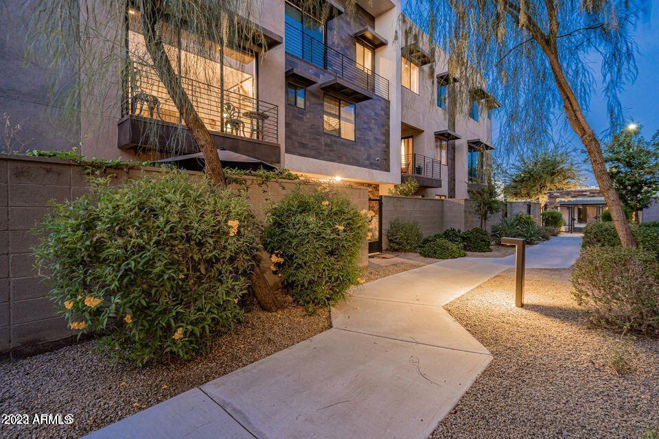 6990 E 6TH Street Unit: 1002