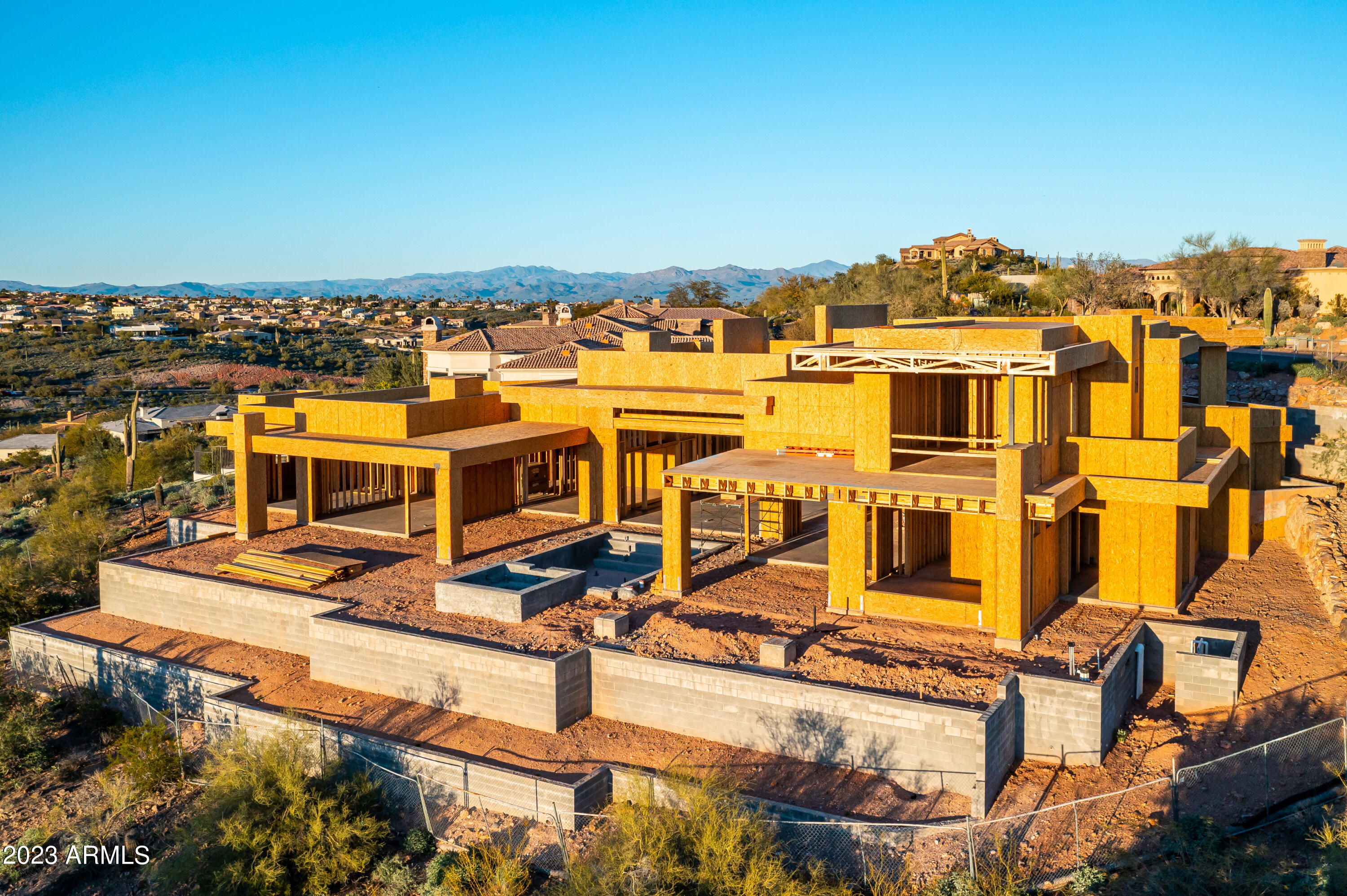 9912 N CANYON VIEW Lane