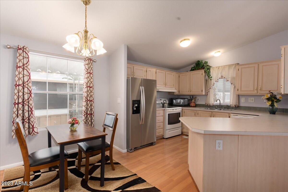 11411 N 91ST Avenue Unit: 5