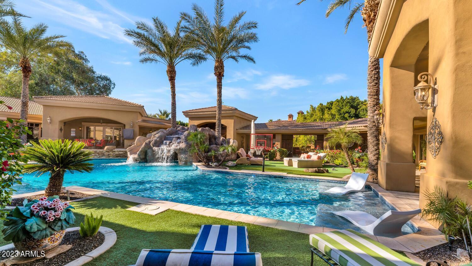 11593 E COCHISE Drive