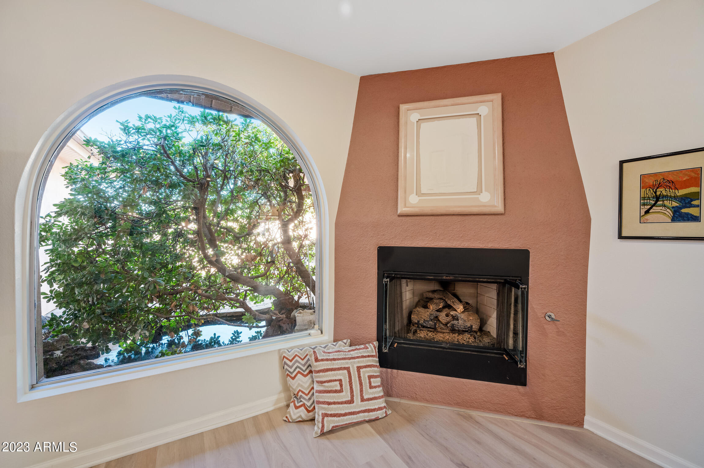 3133 E CALAVEROS Drive