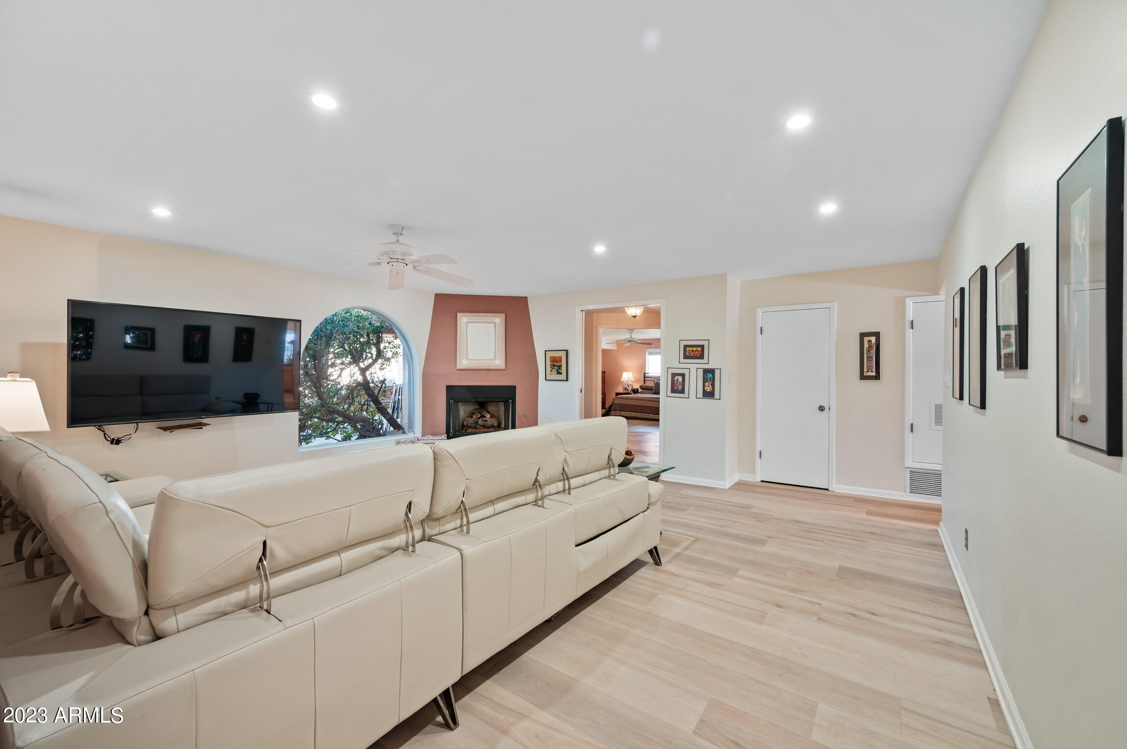 3133 E CALAVEROS Drive
