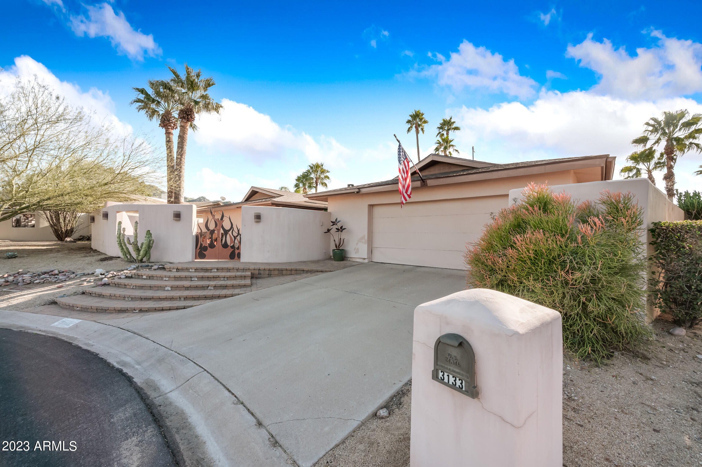 3133 E CALAVEROS Drive