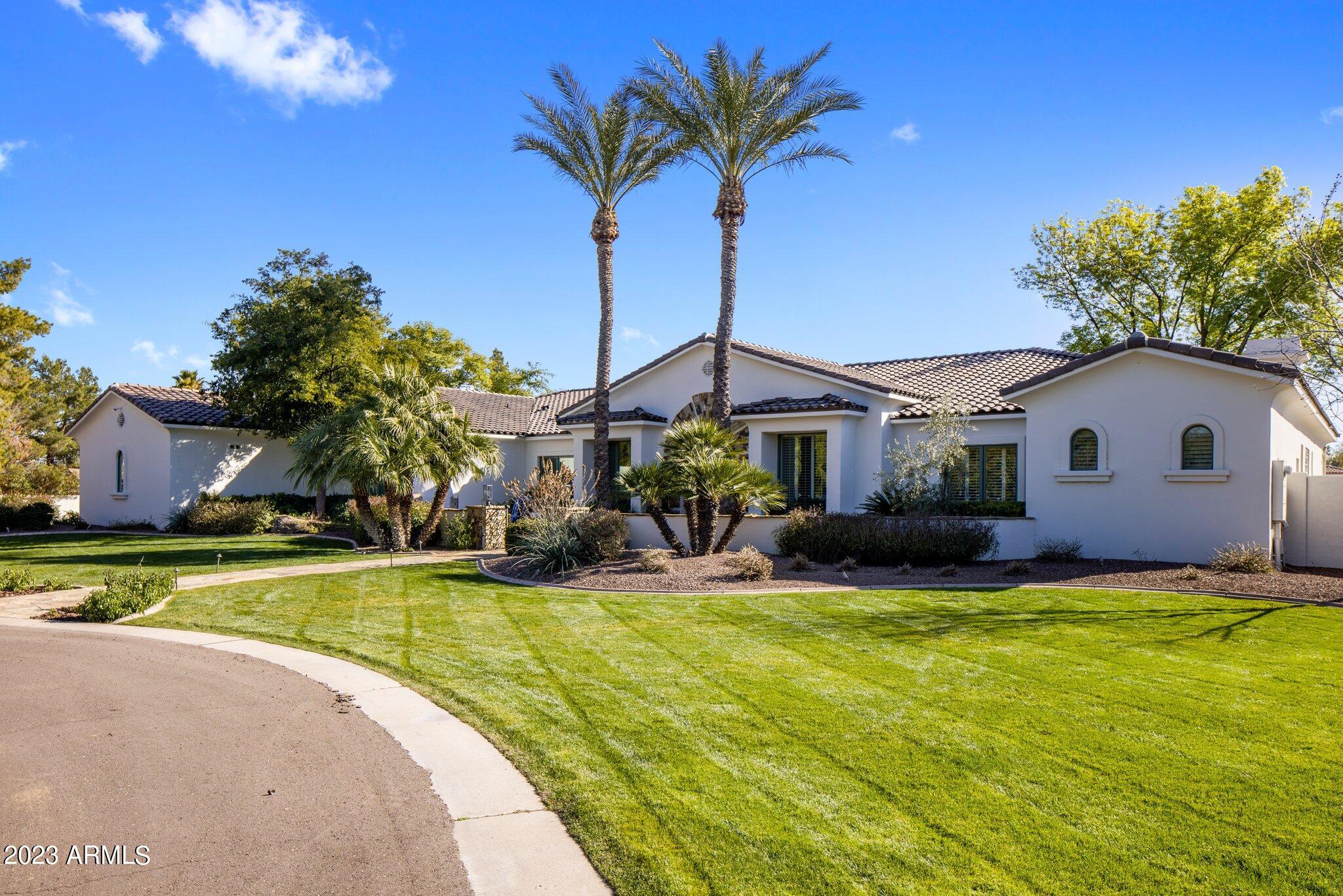 7213 N 70TH Street