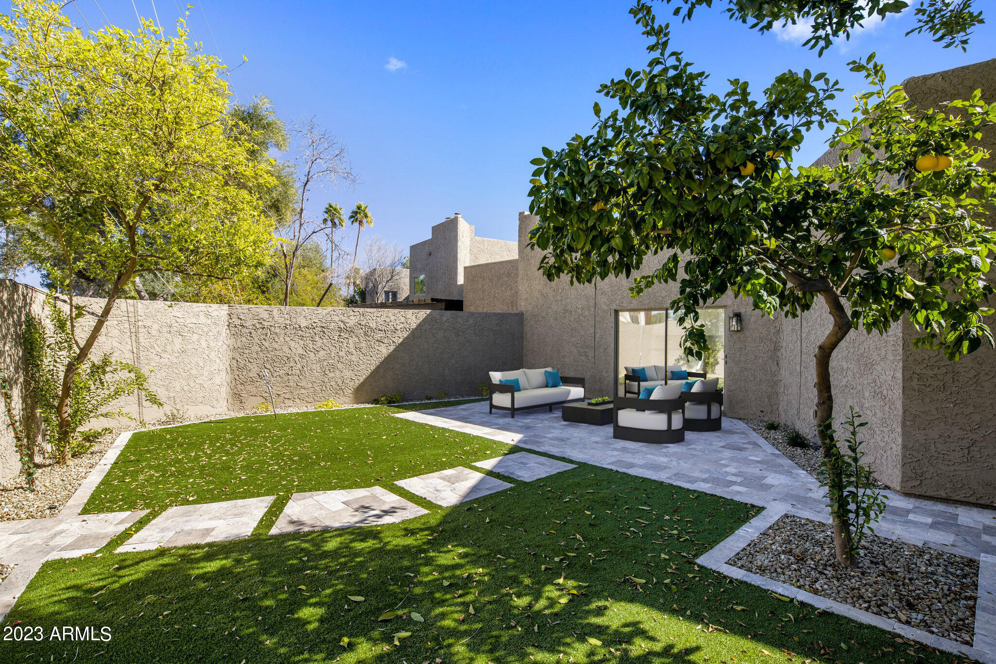 7209 E MCDONALD Drive Unit: 13