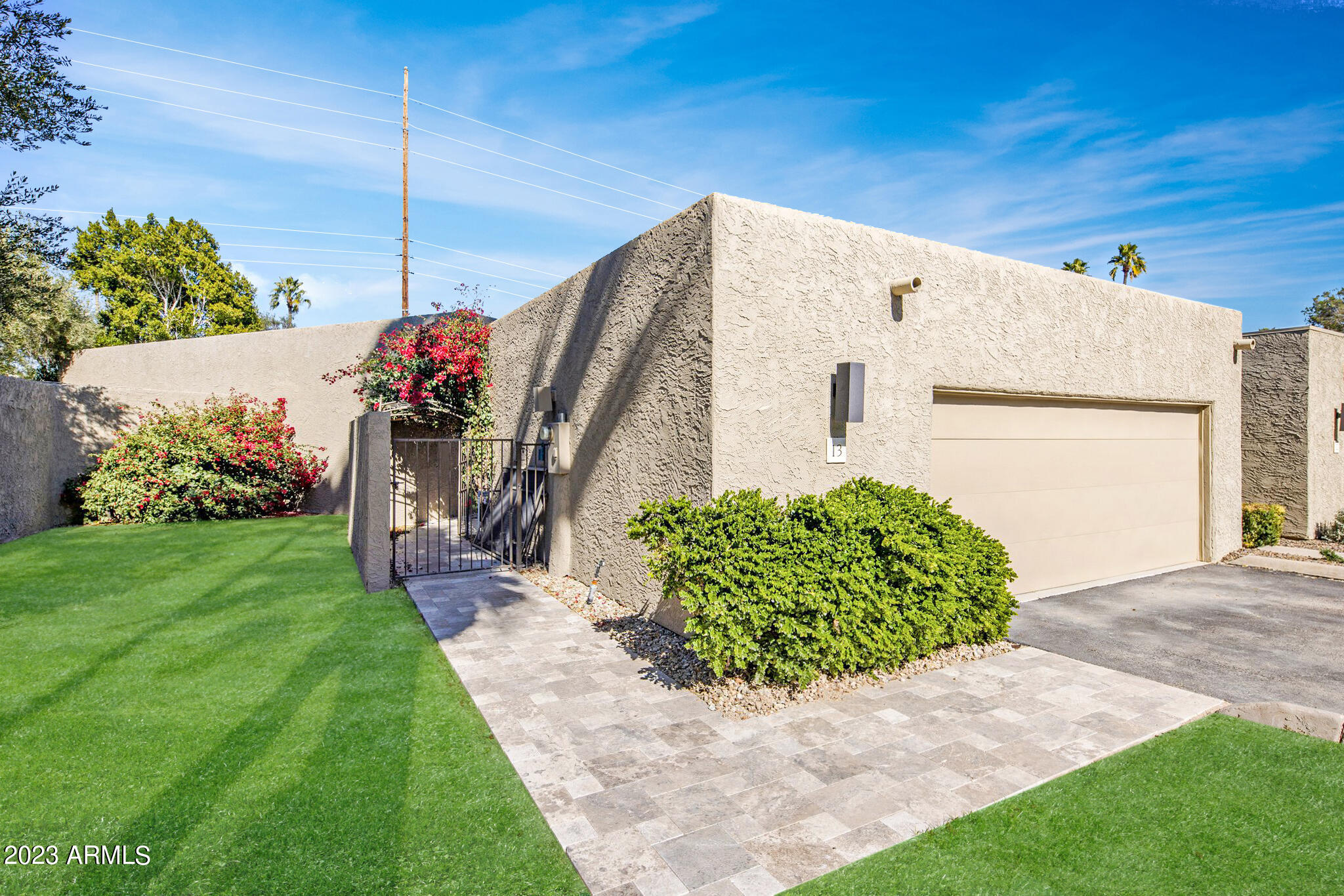 7209 E MCDONALD Drive Unit: 13