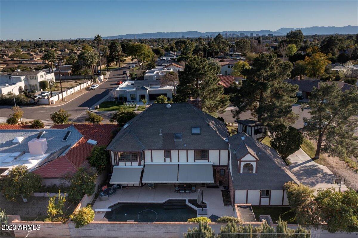 910 E KALER Drive