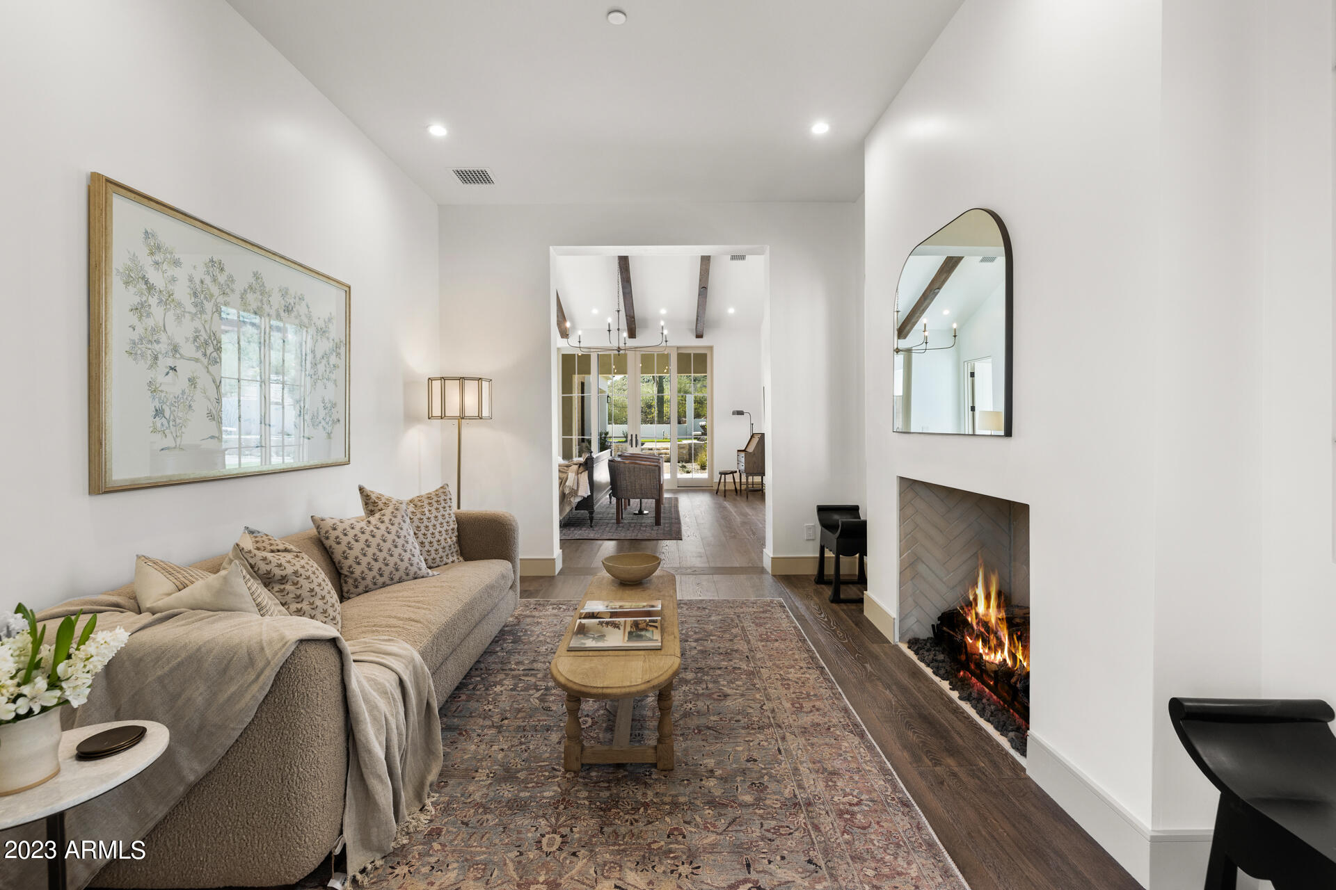 6527 E HUMMINGBIRD Lane