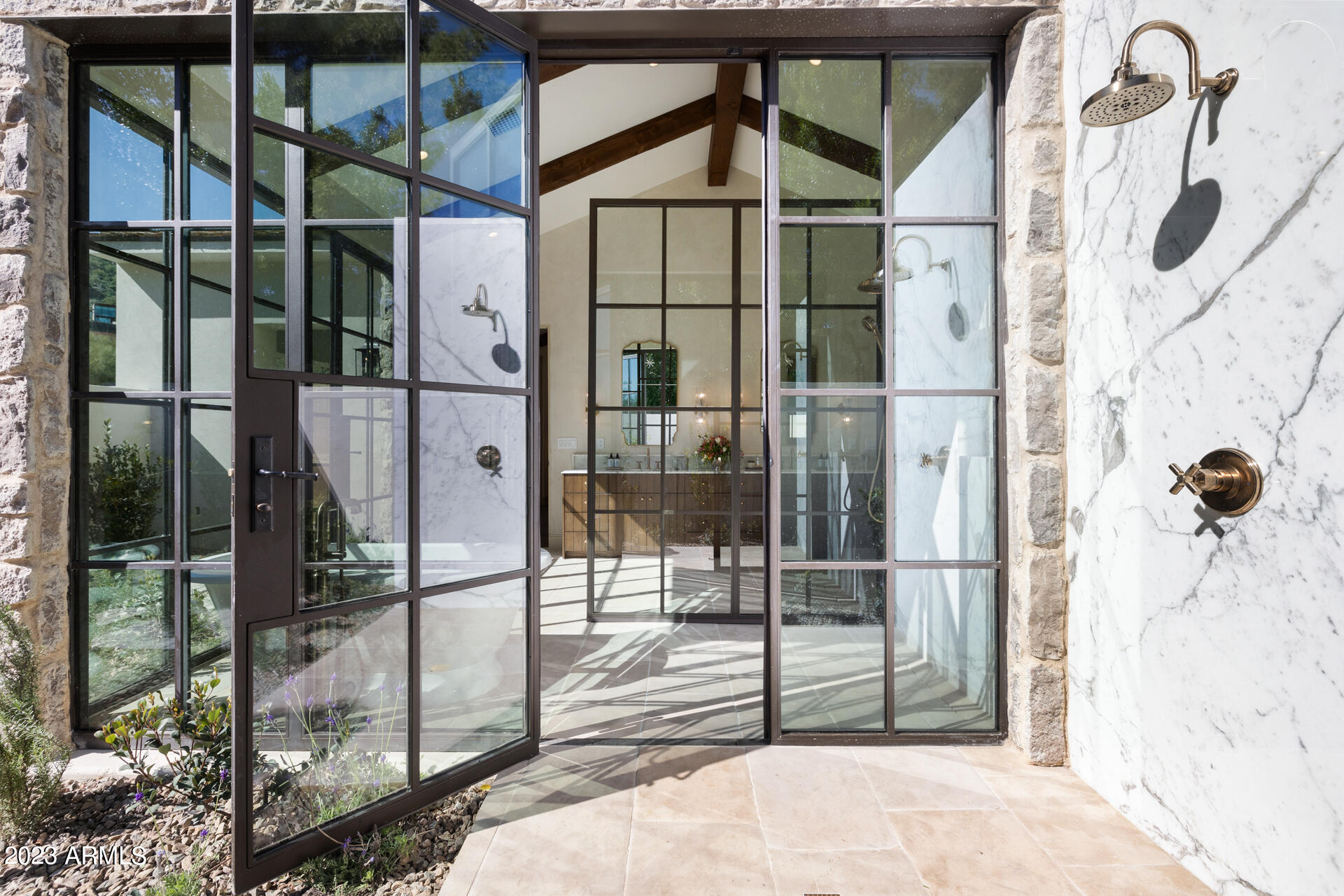 6527 E HUMMINGBIRD Lane