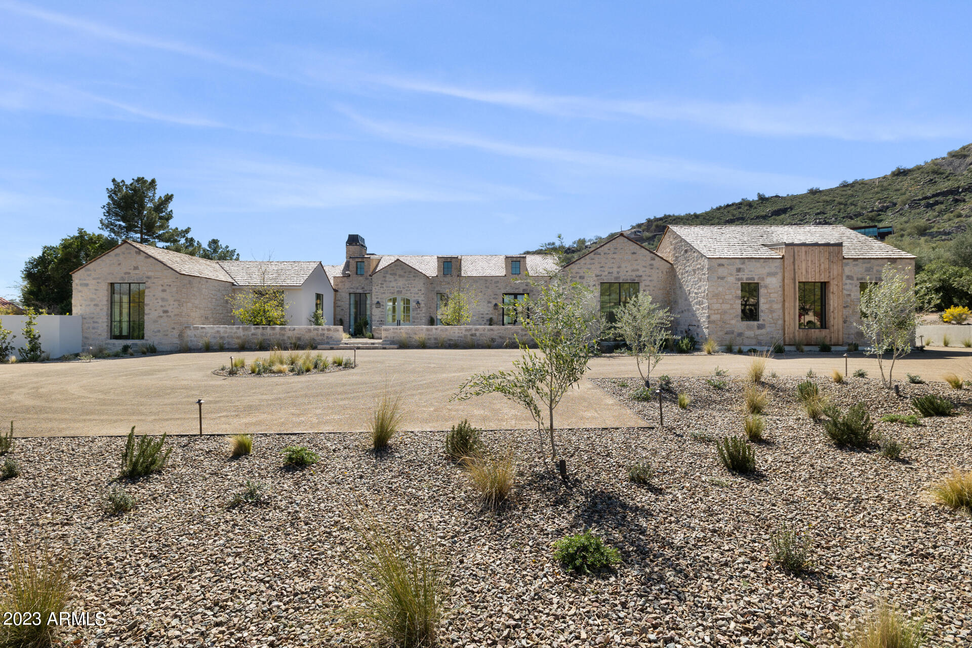 6527 E HUMMINGBIRD Lane