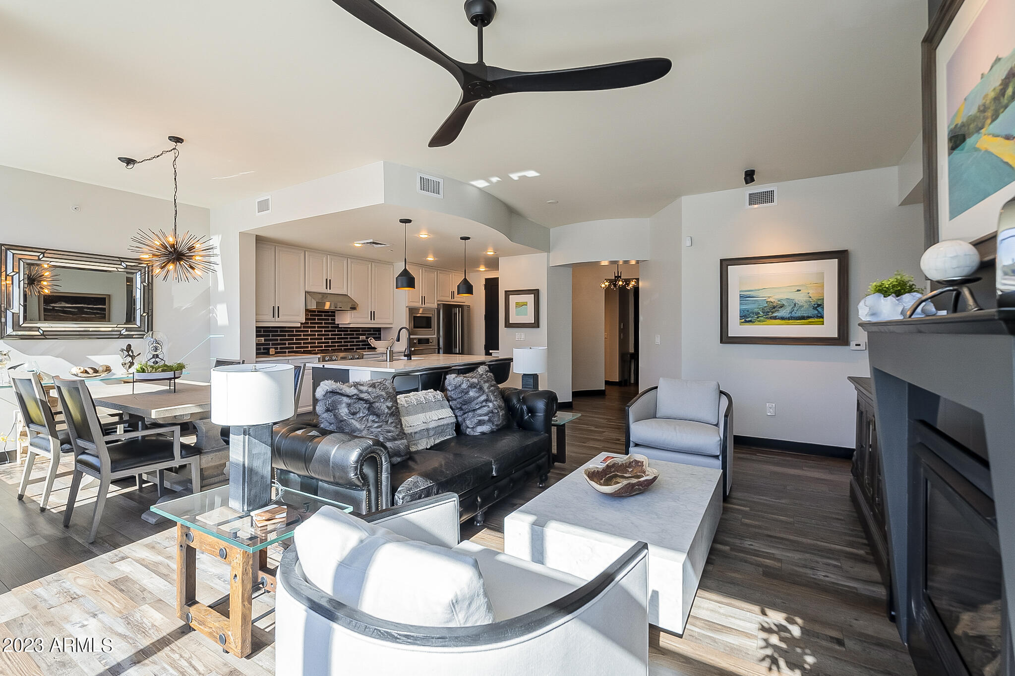 140 E Rio Salado Parkway Unit: 212