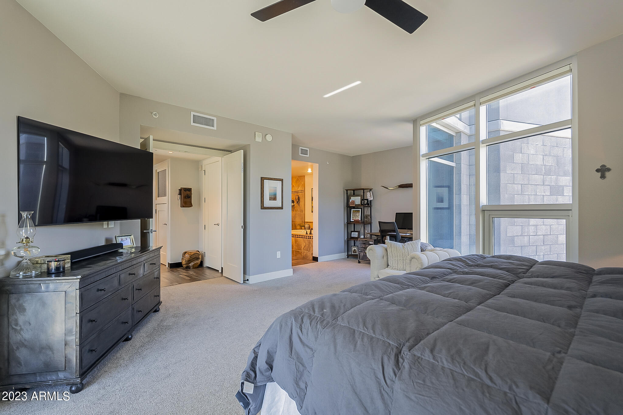 140 E Rio Salado Parkway Unit: 212