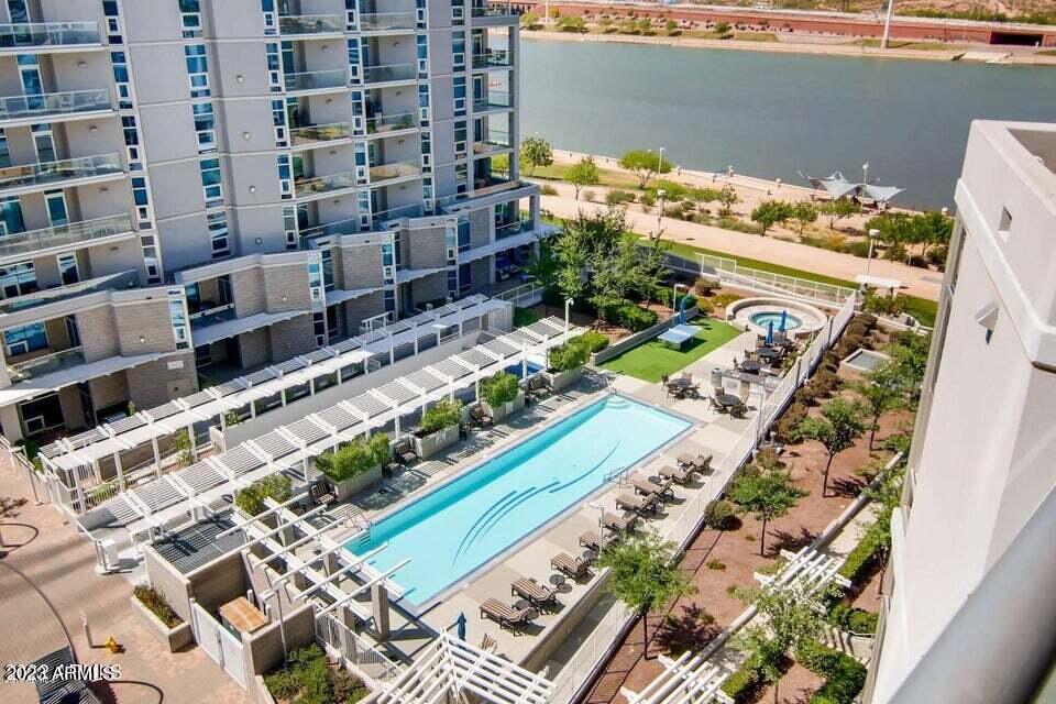 140 E Rio Salado Parkway Unit: 212