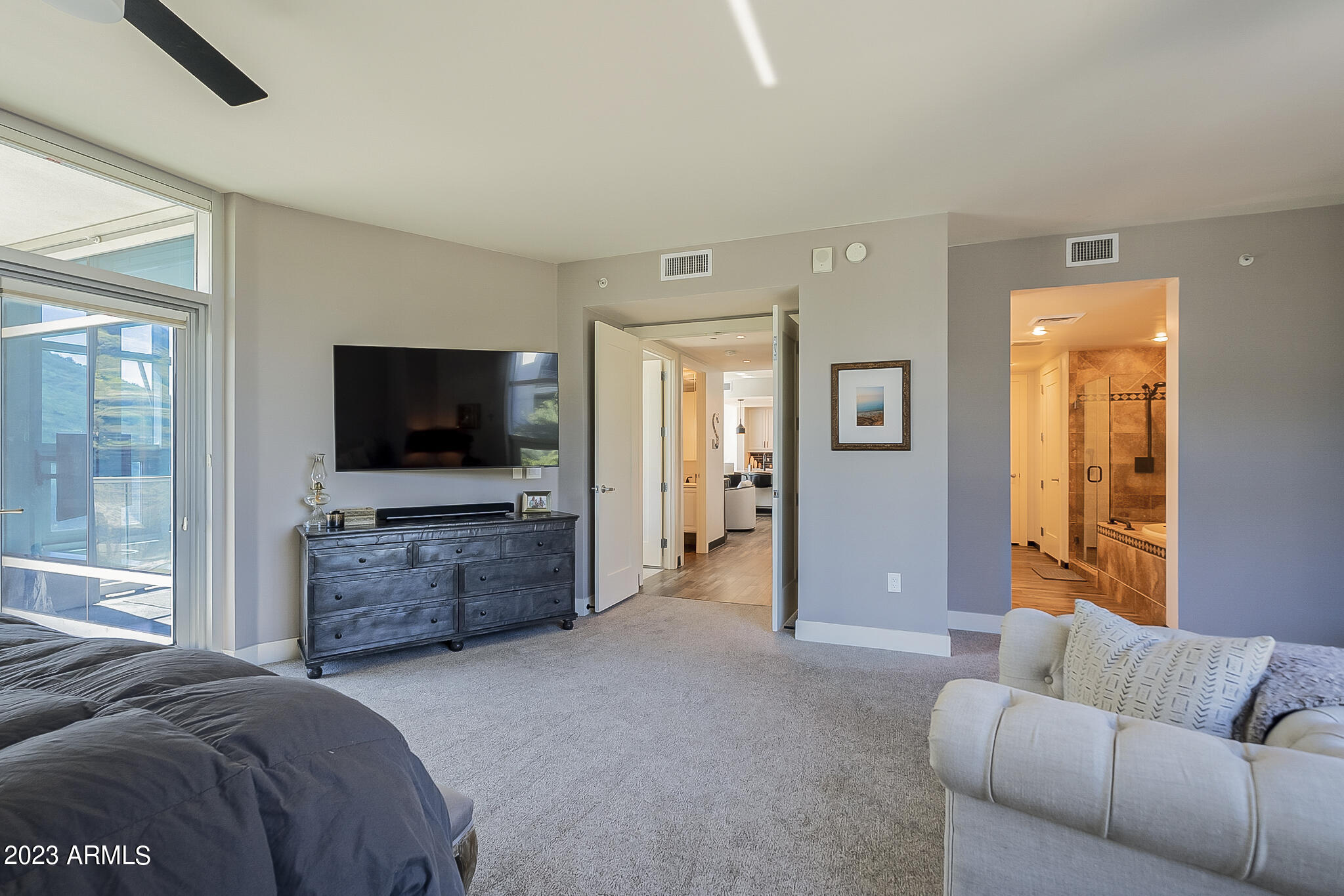 140 E Rio Salado Parkway Unit: 212