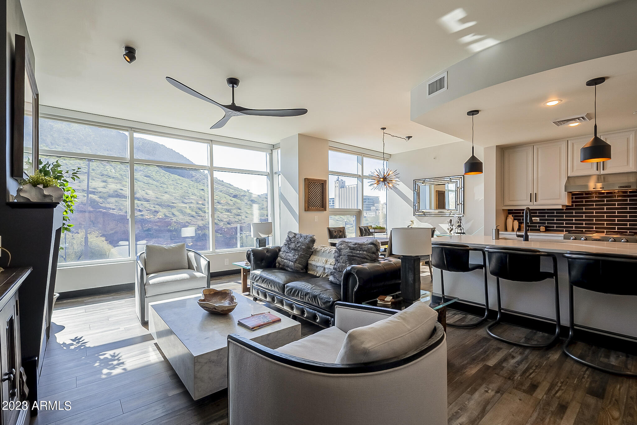 140 E Rio Salado Parkway Unit: 212
