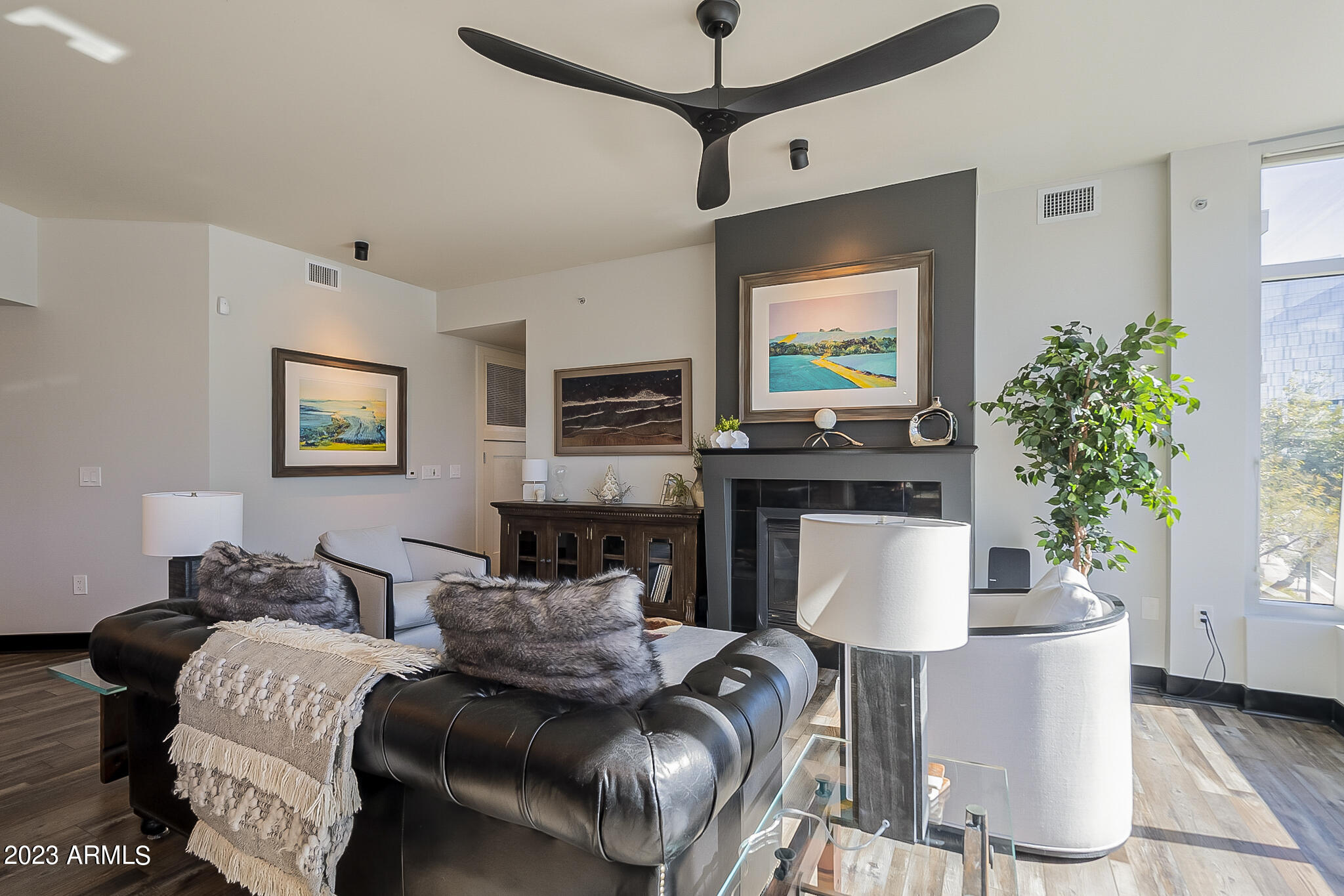 140 E Rio Salado Parkway Unit: 212