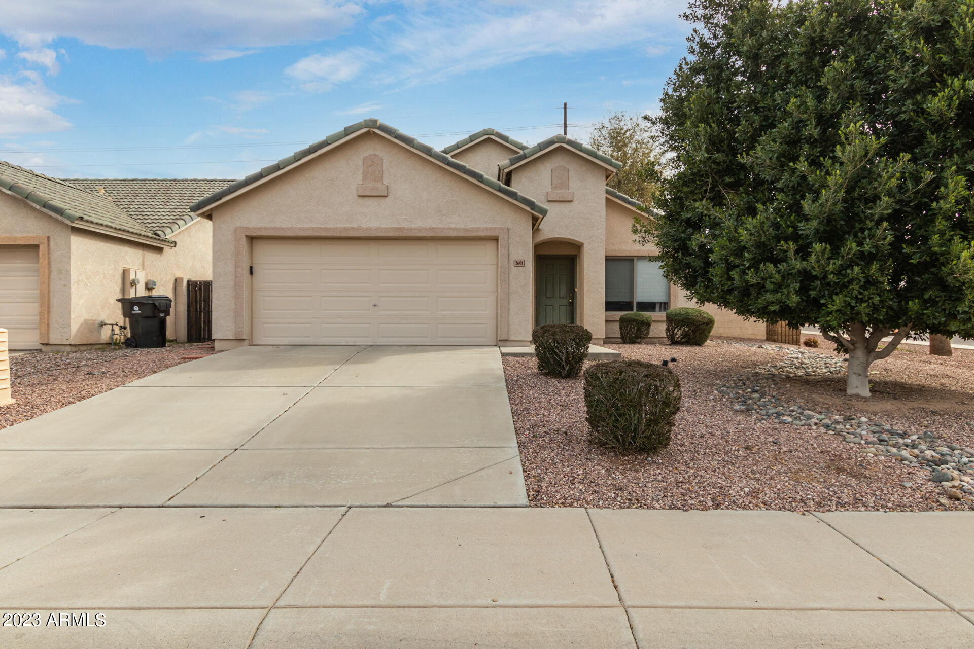 2601 N 107TH Drive
