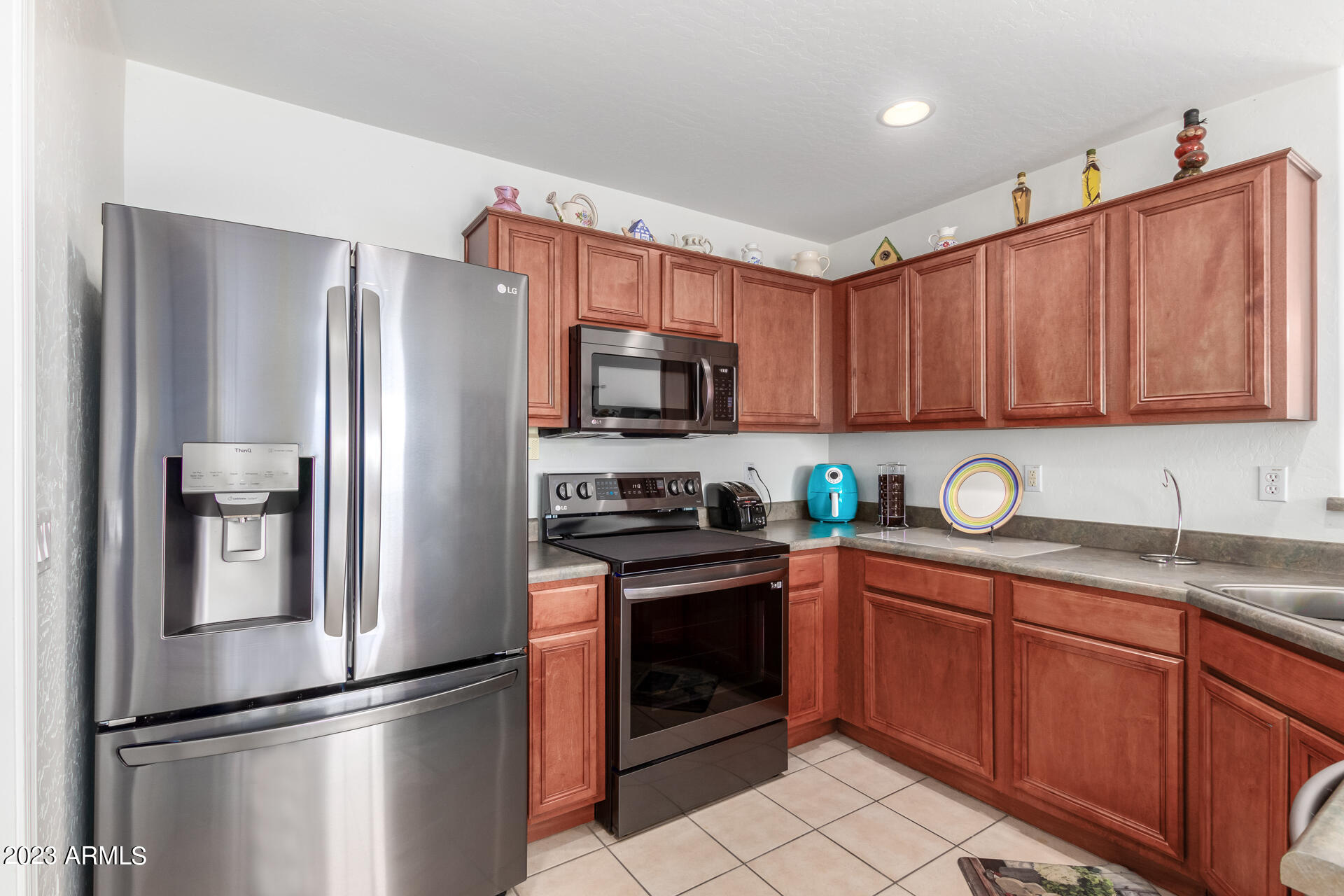 2601 N 107TH Drive
