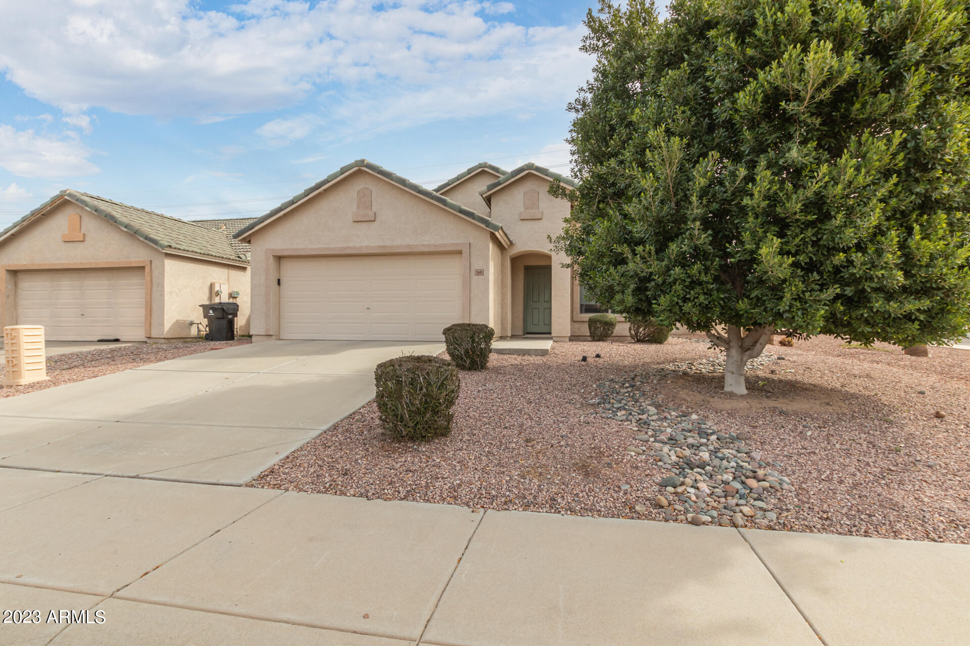 2601 N 107TH Drive