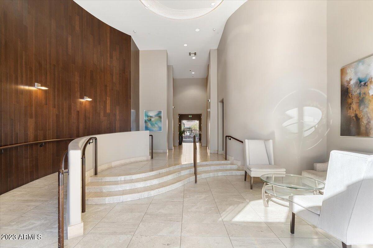 16 W Encanto Boulevard Unit: 620