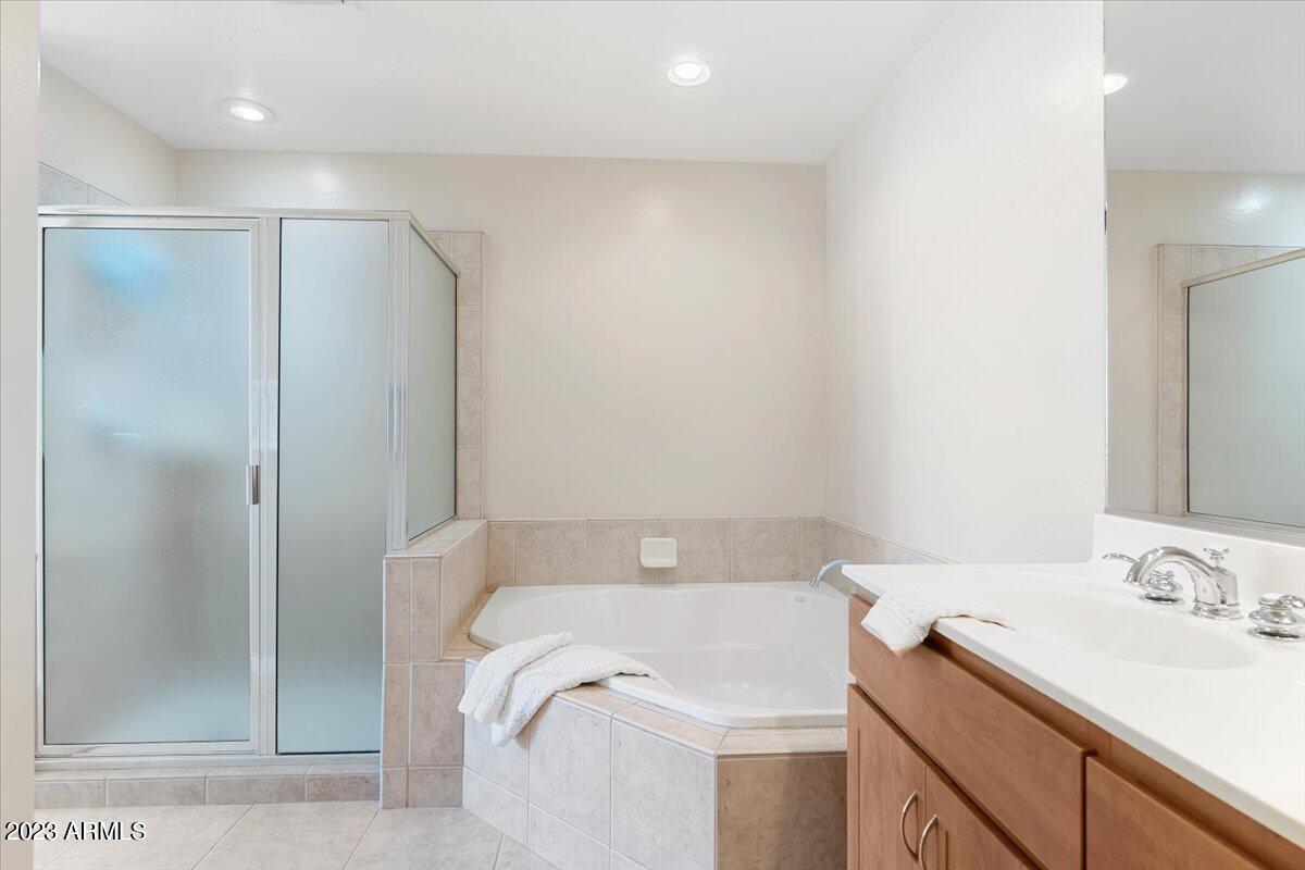 16 W Encanto Boulevard Unit: 620