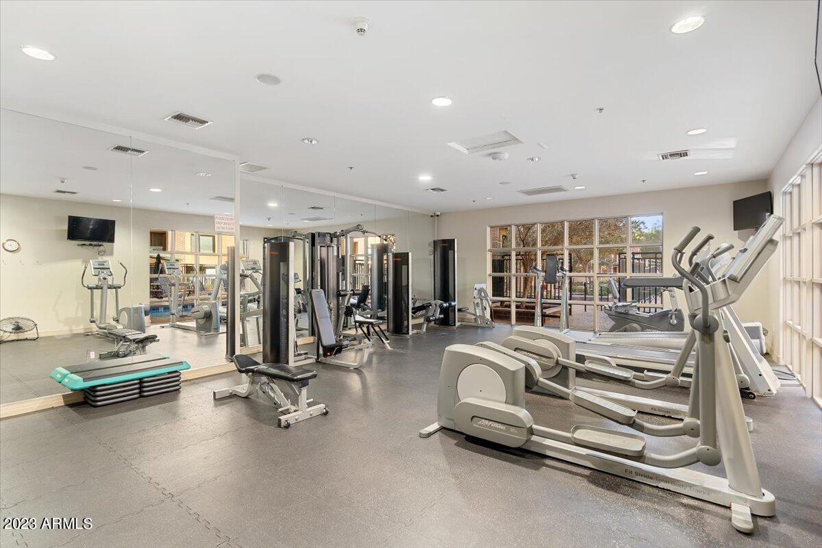 16 W Encanto Boulevard Unit: 620