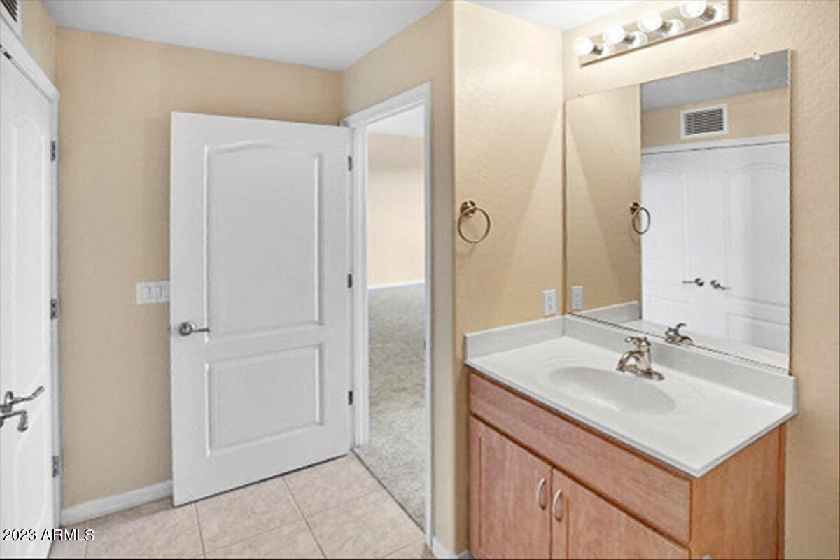 16 W Encanto Boulevard Unit: 620